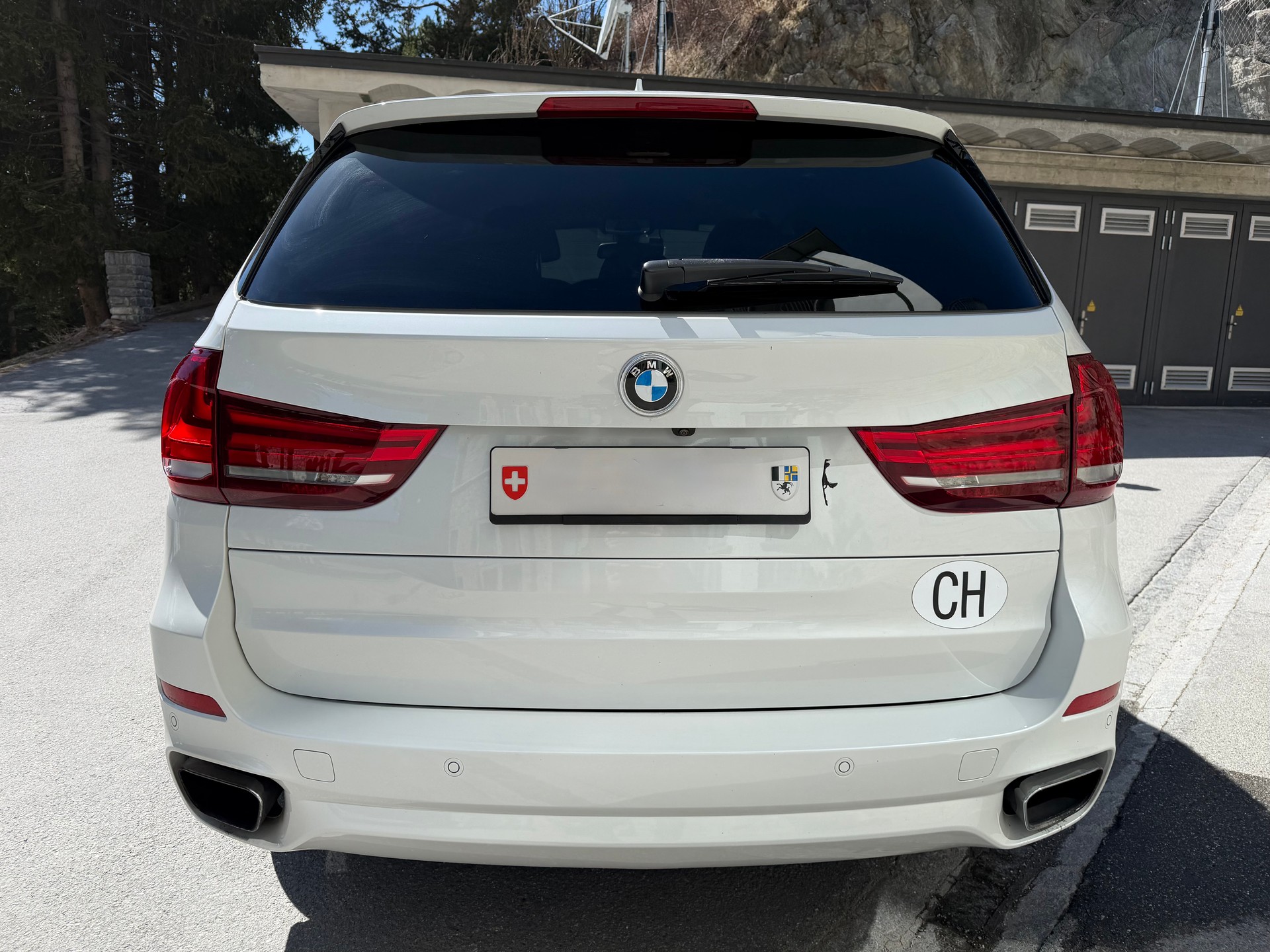 BMW X5 xDrive40e M Sport | CH-Fahrzeug | Top gepflegt | Vollausstattung | Hybrid 313 PS | BMW Schweiz VIP Fahrzeug-image-6