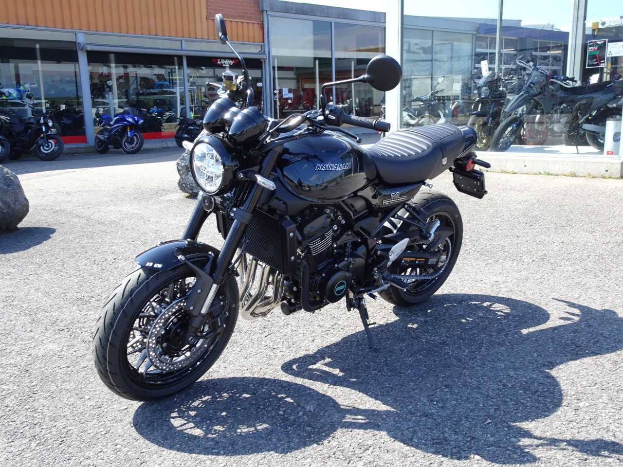 KAWASAKI Z 900 RS (35kW) Kaufen