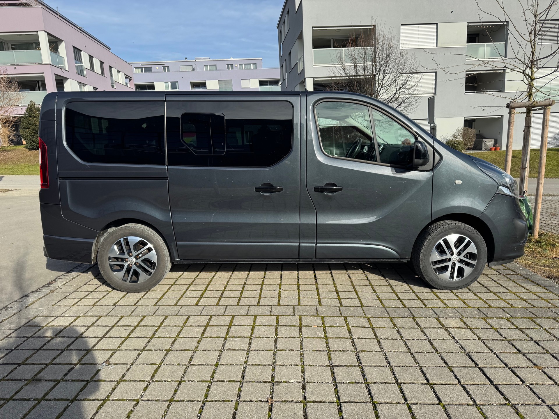 OPEL Vivaro 1.6CDTI Tourer 2.7t L1H1