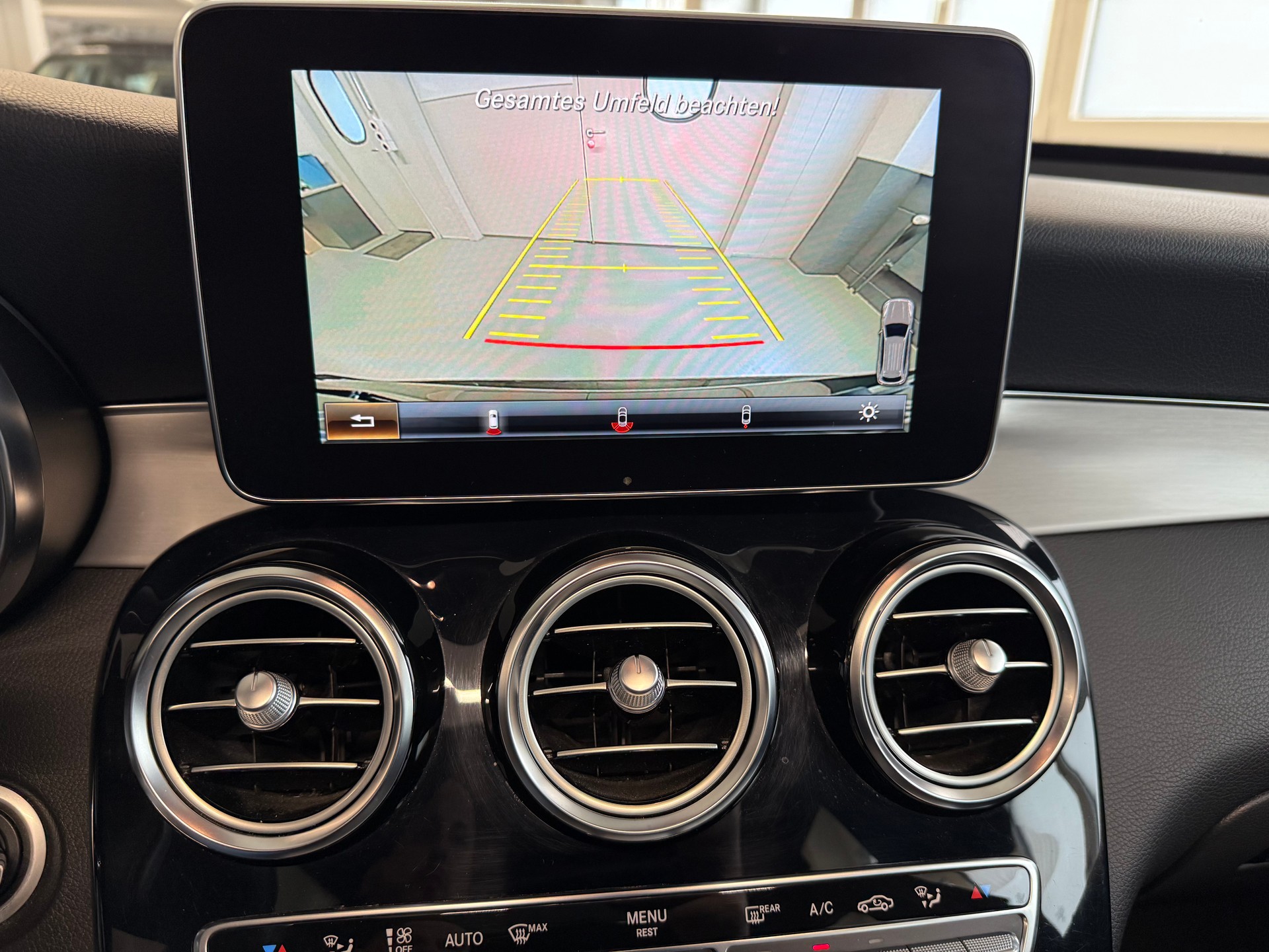 MERCEDES-BENZ GLC 250 d Exclusive 4Matic 9G-Tronic-image-10