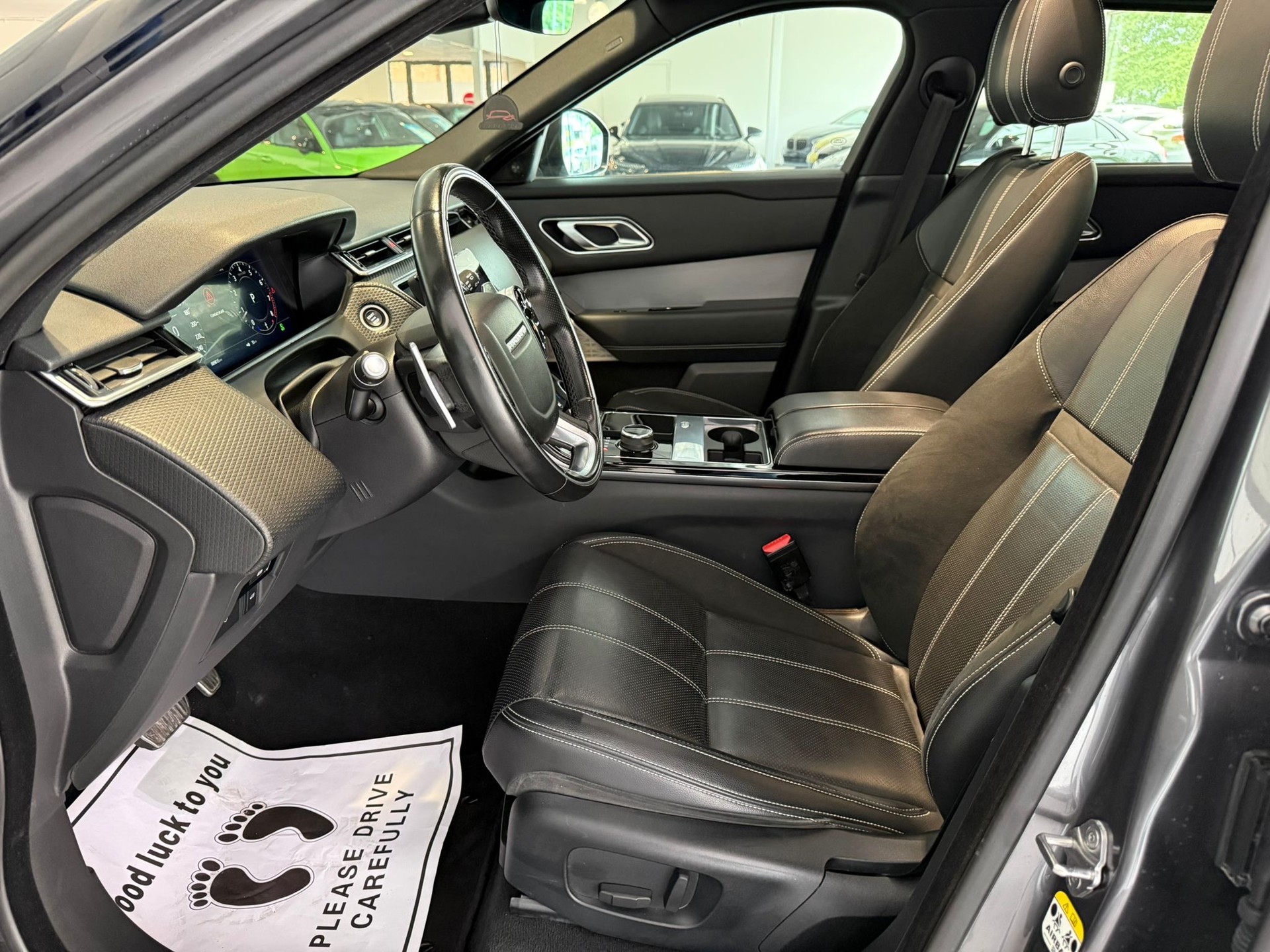 LAND ROVER Range Rover Velar R-Dynamic P 300 Automatic-image-20