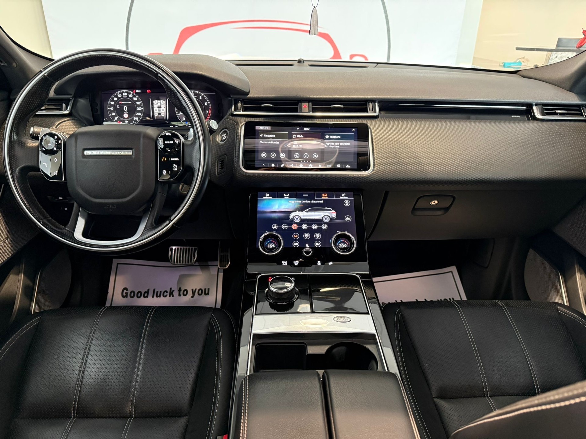 LAND ROVER Range Rover Velar R-Dynamic P 300 Automatic-image-19
