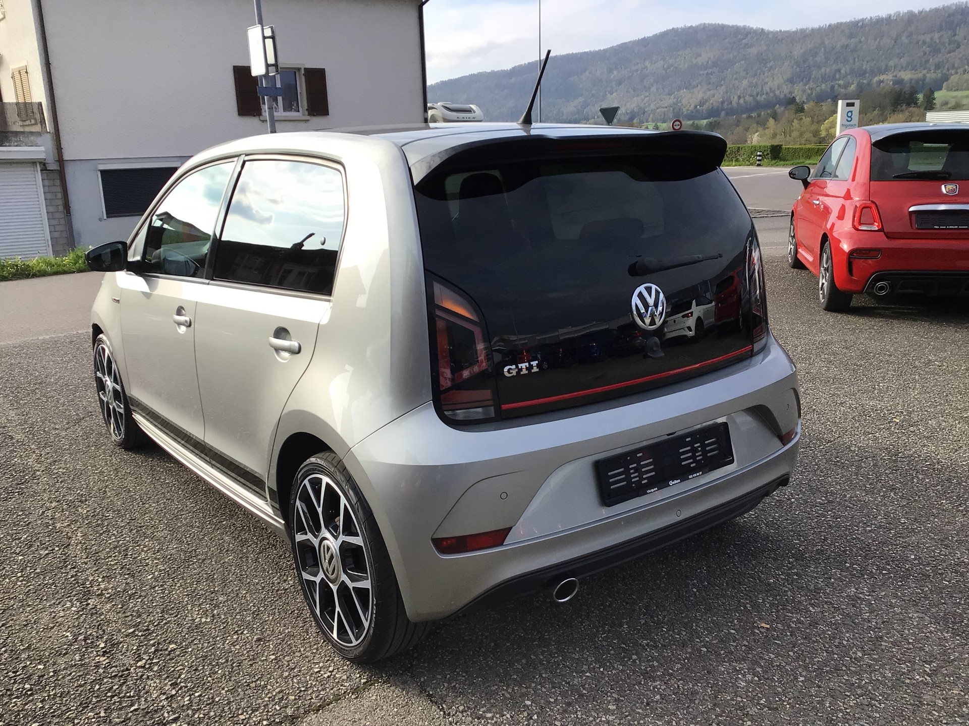 VW Up 1.0 TSI GTI-image-4
