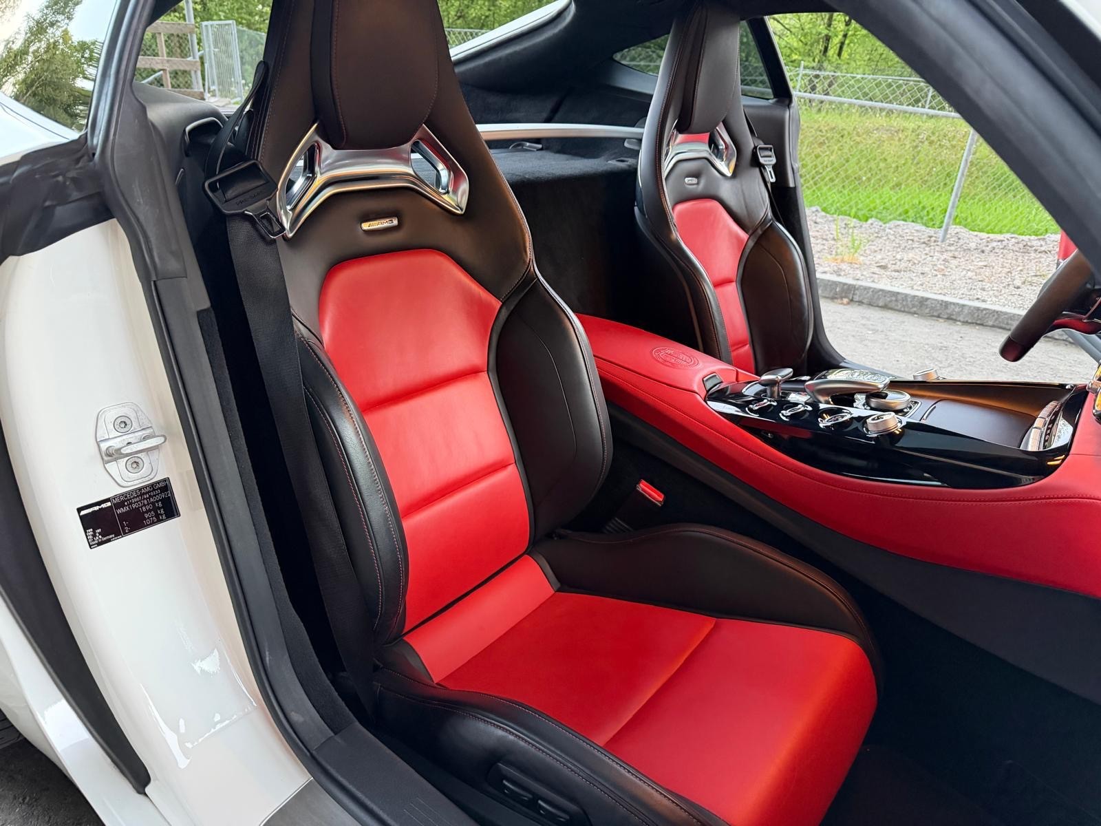 MERCEDES-BENZ AMG GT S Speedshift DCT-image-10