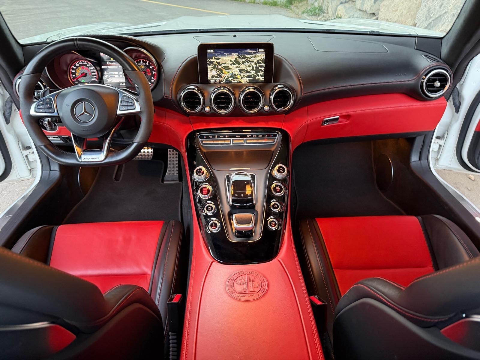 MERCEDES-BENZ AMG GT S Speedshift DCT-image-8