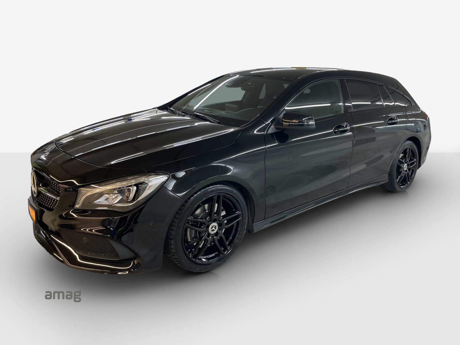 MERCEDES-BENZ CLA Shooting Brake 220 AMG Line 4Matic 7G-DCT-image-0