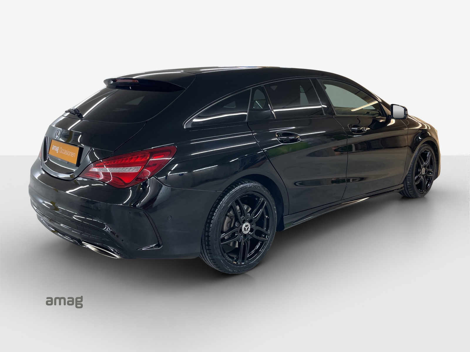 MERCEDES-BENZ CLA Shooting Brake 220 AMG Line 4Matic 7G-DCT-image-4