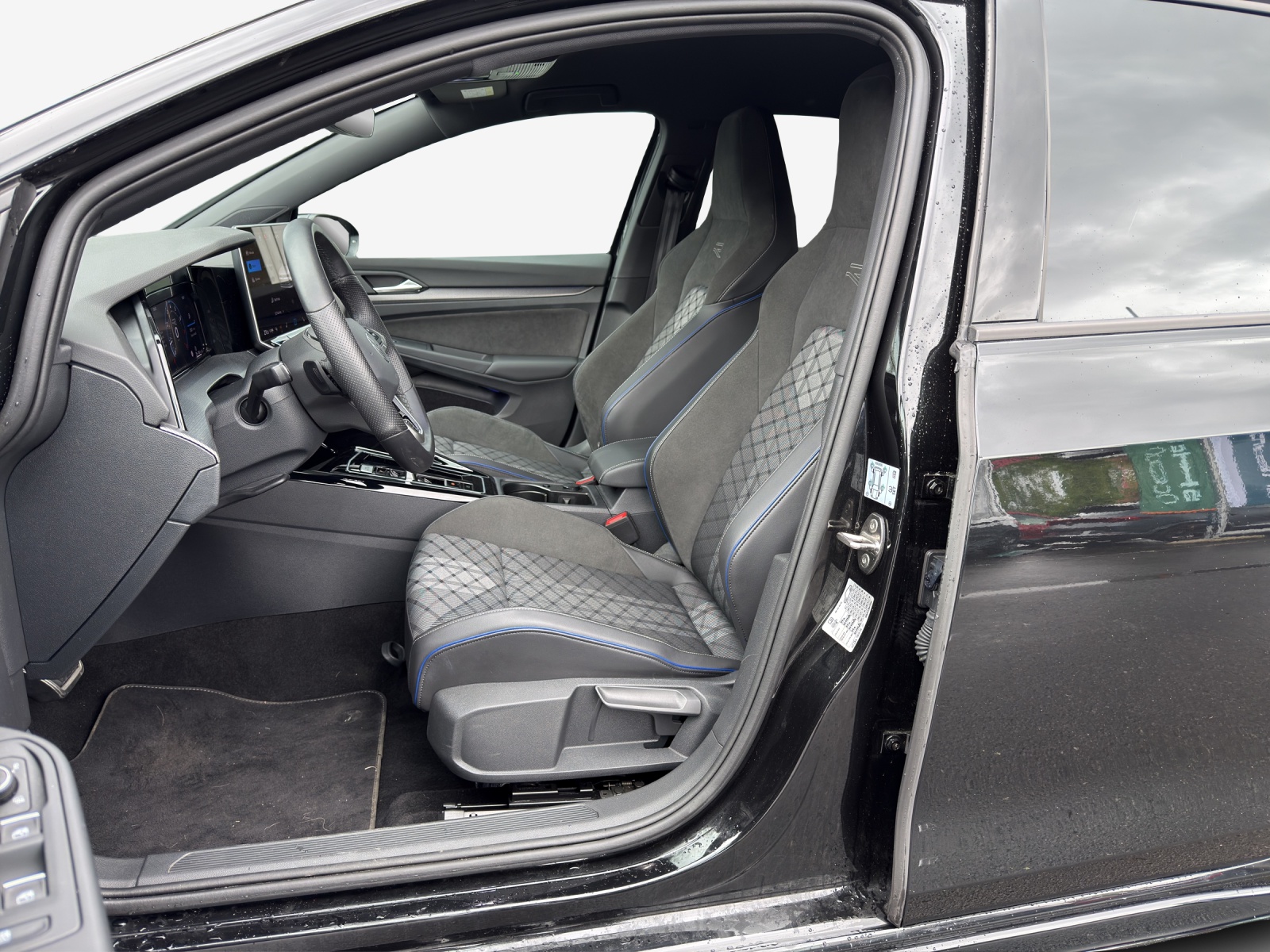 VW Golf Variant 2.0 TSI R-Line DSG 4 Motion-image-7