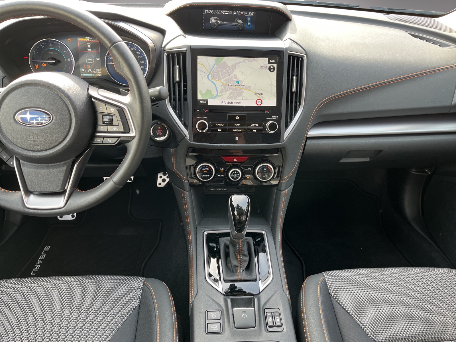 SUBARU XV 2.0i e-Boxer Swiss Plus-image-13