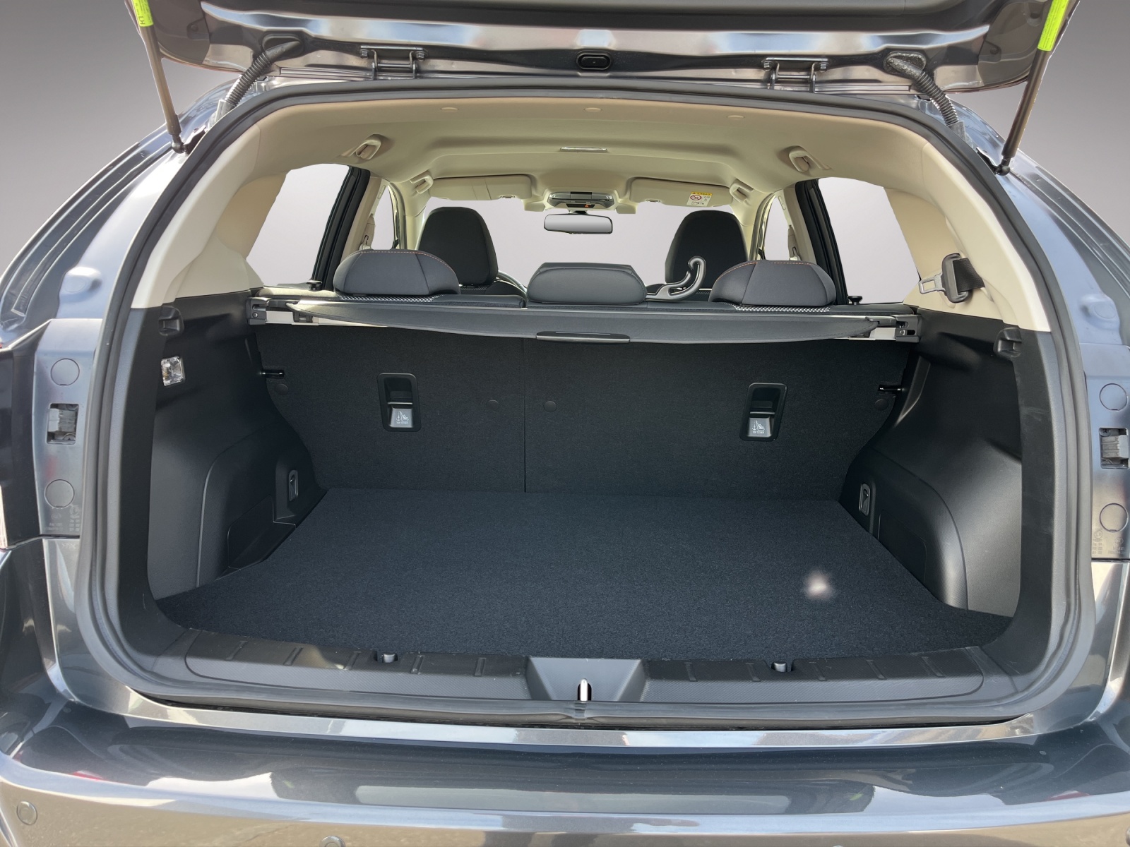 SUBARU XV 2.0i e-Boxer Swiss Plus-image-14
