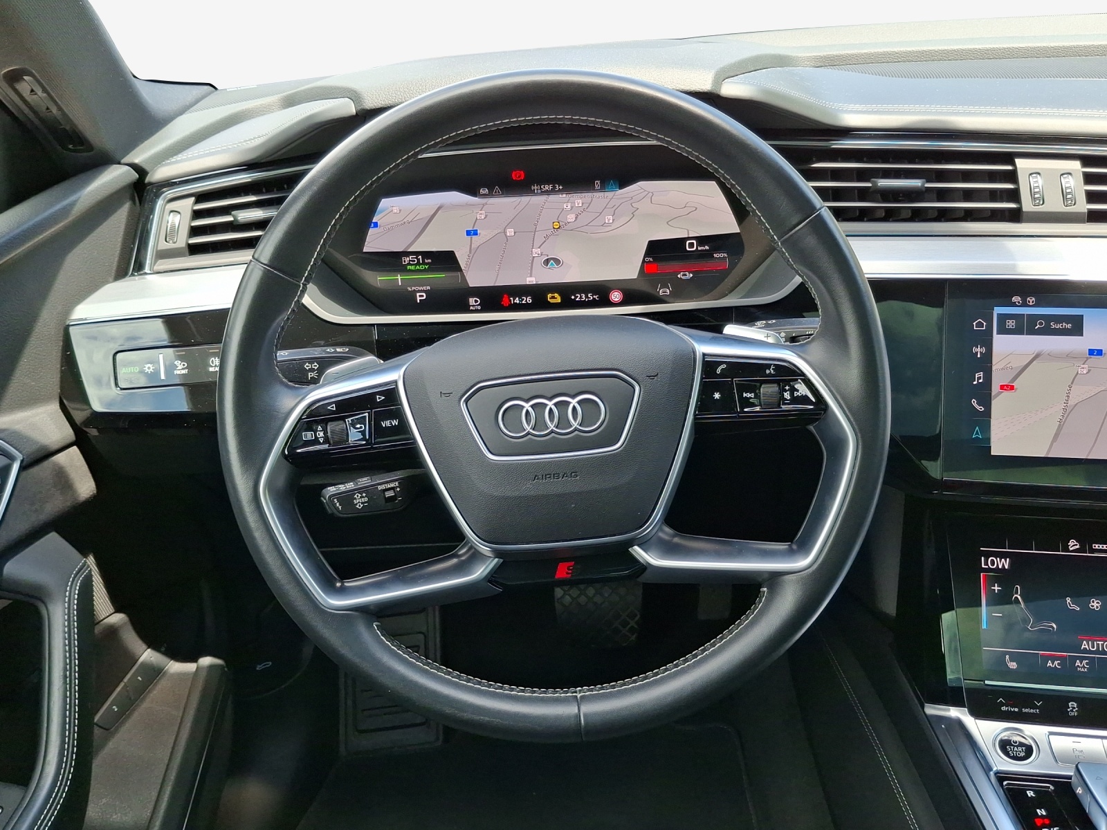AUDI e-tron 55 Sportback S Line quattro-image-9