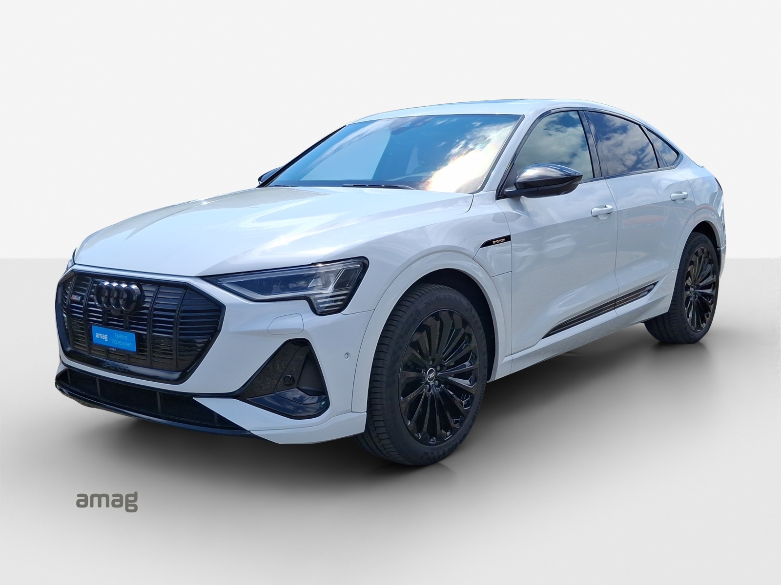 AUDI e-tron 55 Sportback S Line quattro-image-0