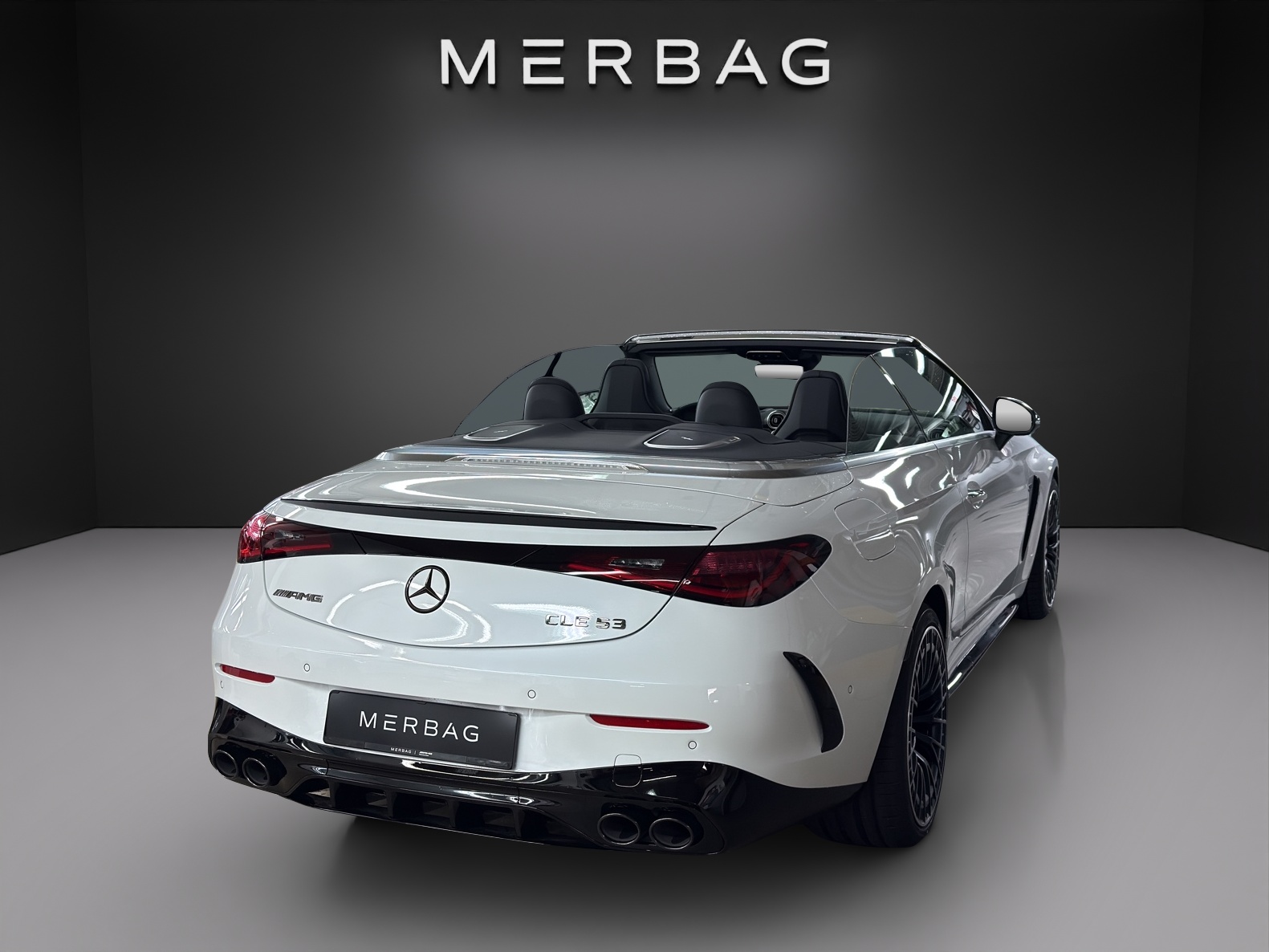 MERCEDES-BENZ CLE AMG 53 Cabrio 4Matic+ 9G-Tronic-image-4