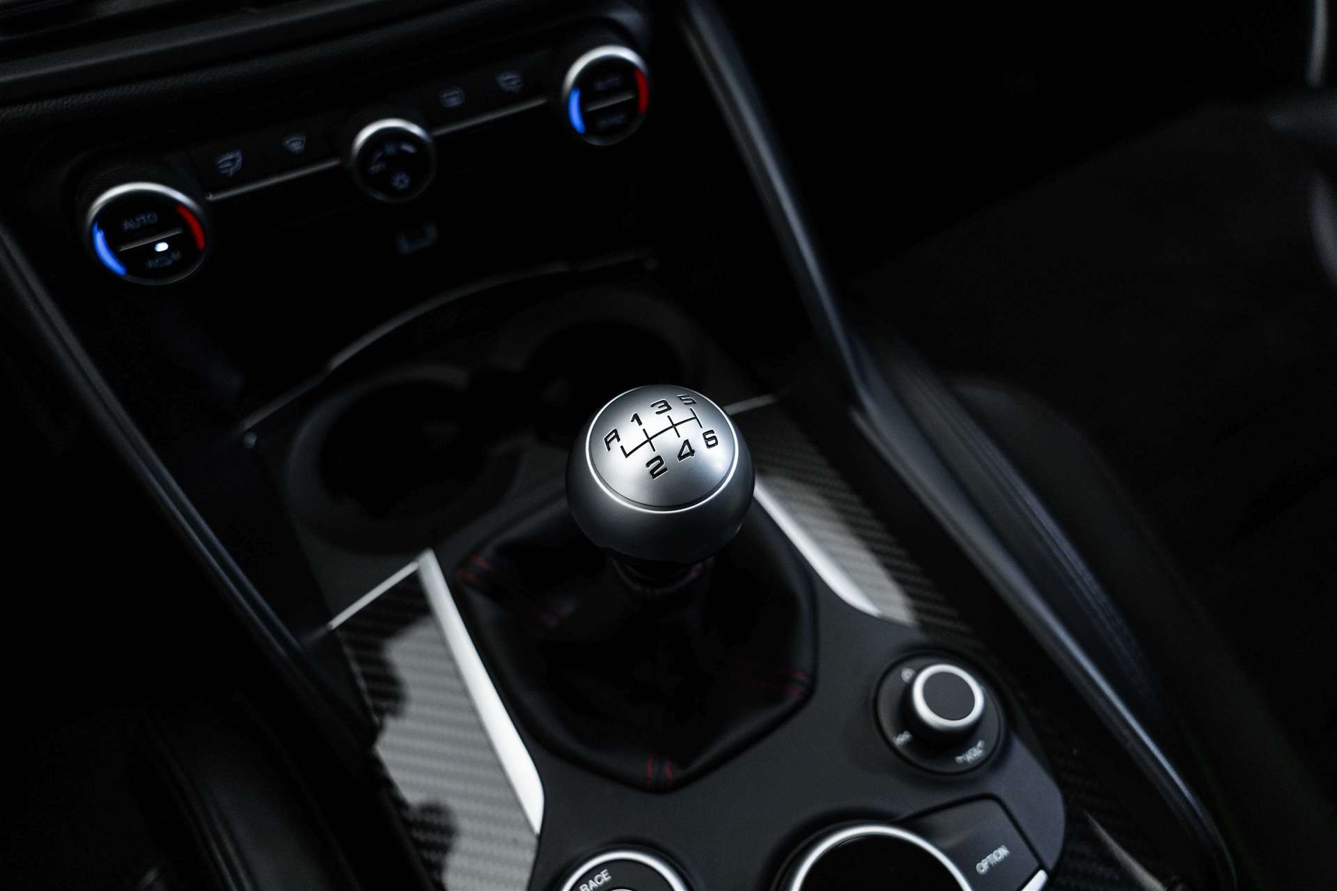 ALFA ROMEO Giulia 2.9 V6 Quadrifoglio 510PS-image-27