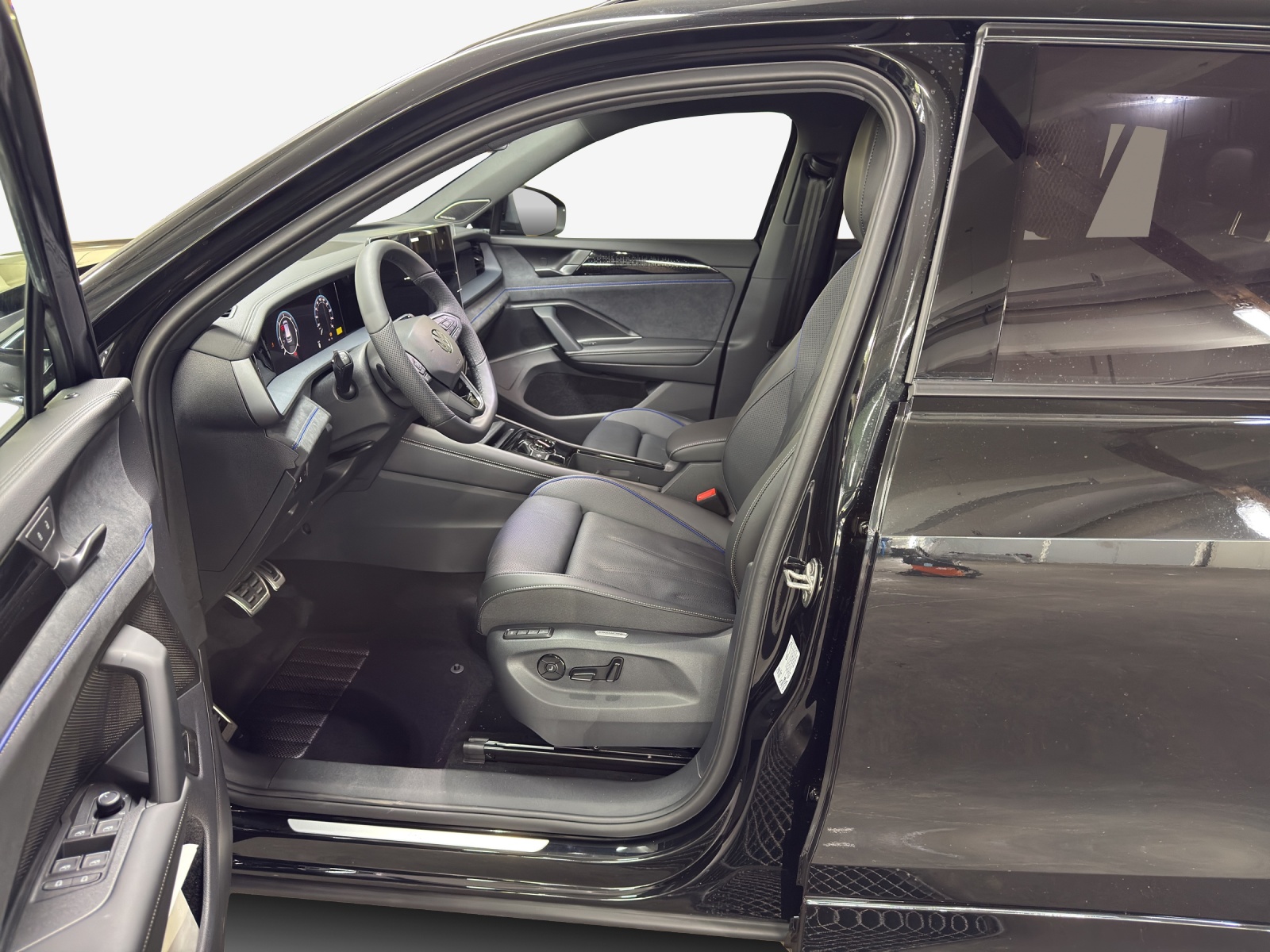 VW Tayron 2.0 TDI SCR R-Line 4Motion DSG-image-7