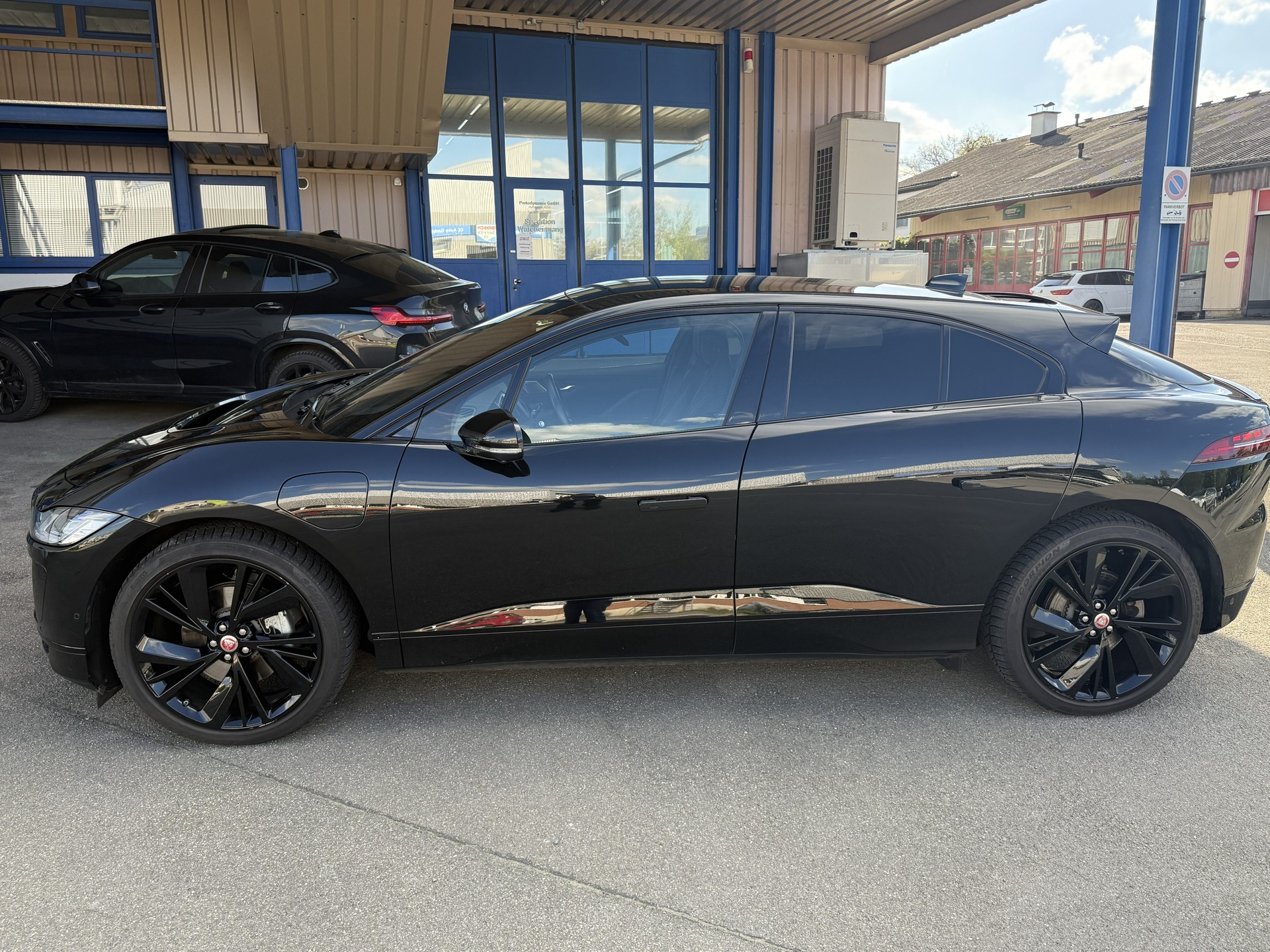 JAGUAR I-PACE-image-8