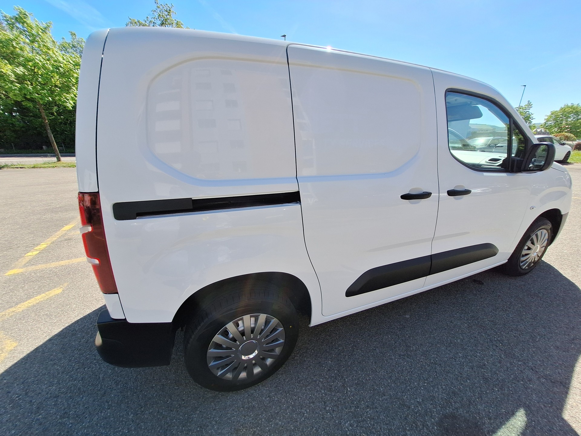 OPEL Combo 1.2 Enjoy S/S-image-3