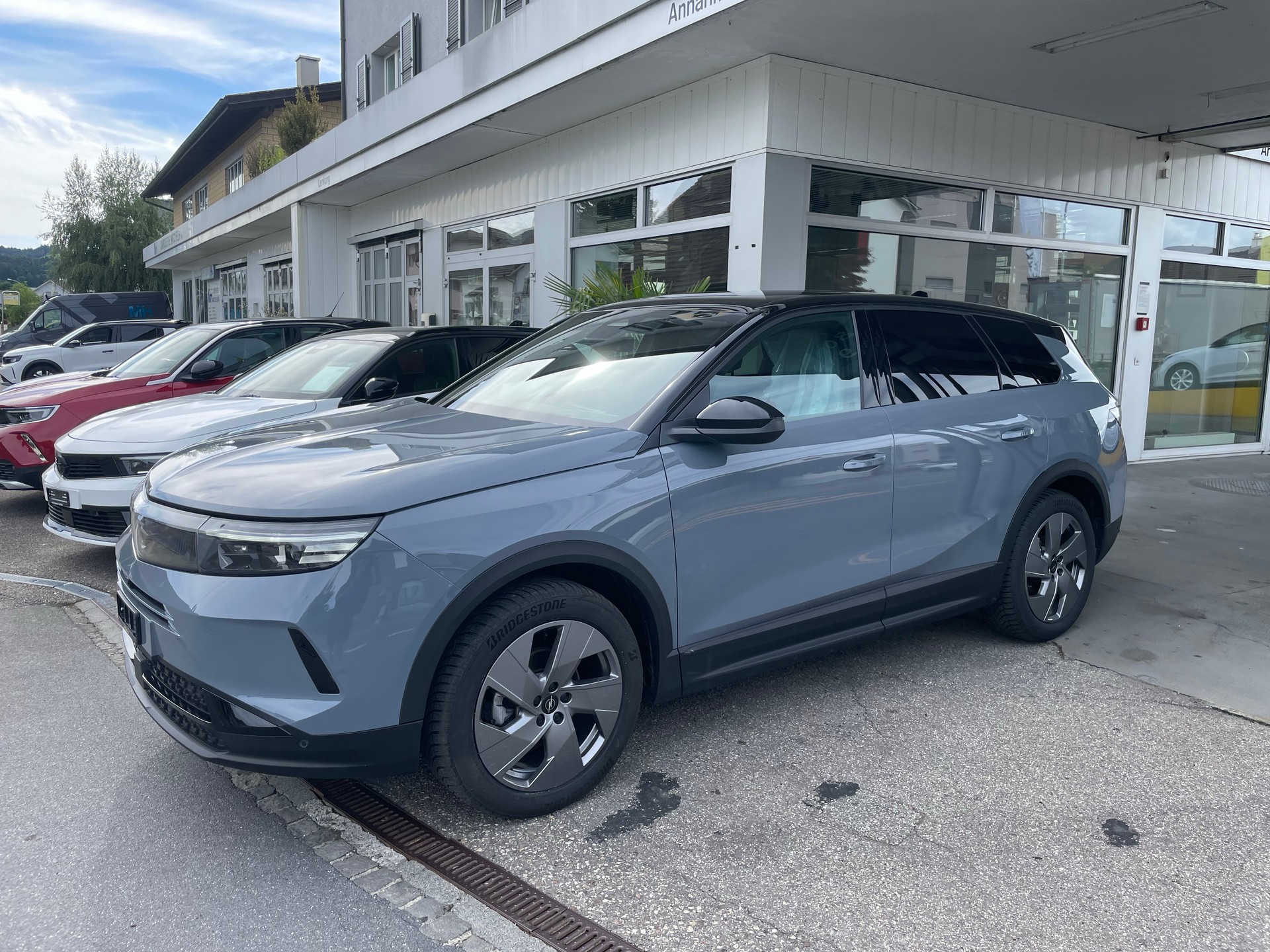 OPEL Grandland 1.2MHEV GS eDCT-showroom-element-1
