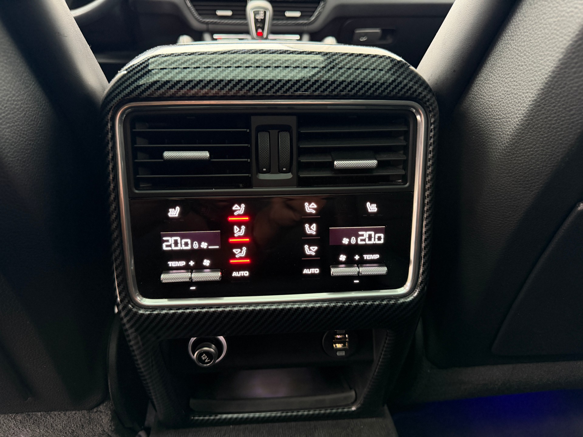 PORSCHE Cayenne Turbo *Anhängerkupplung*-image-14