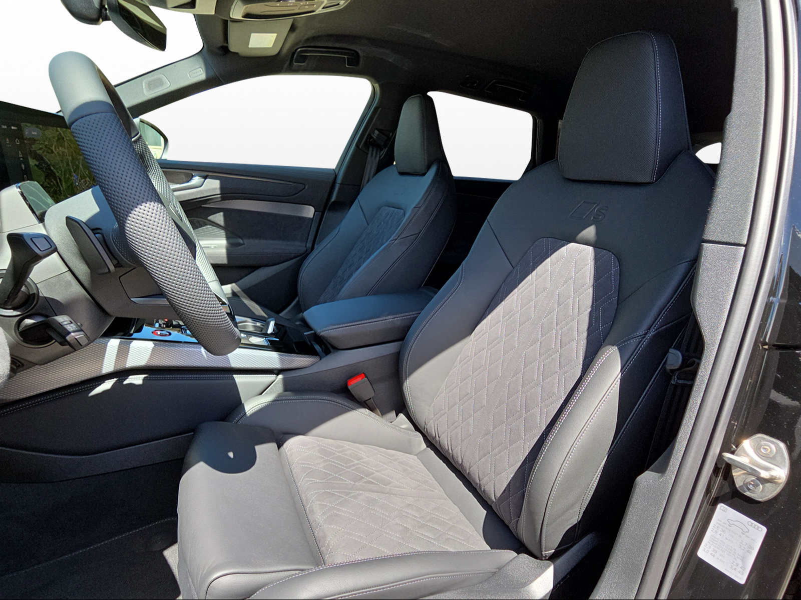 AUDI A6 Avant e-hybrid quattro 270 kW S tronic-image-7
