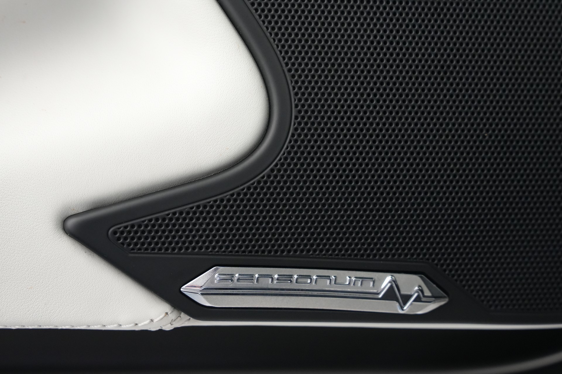LAMBORGHINI Aventador LP700-4 Roadster E-Gear *SONDERPREIS!* *Unikat* *Novitec* *Mattlackierung*-image-15