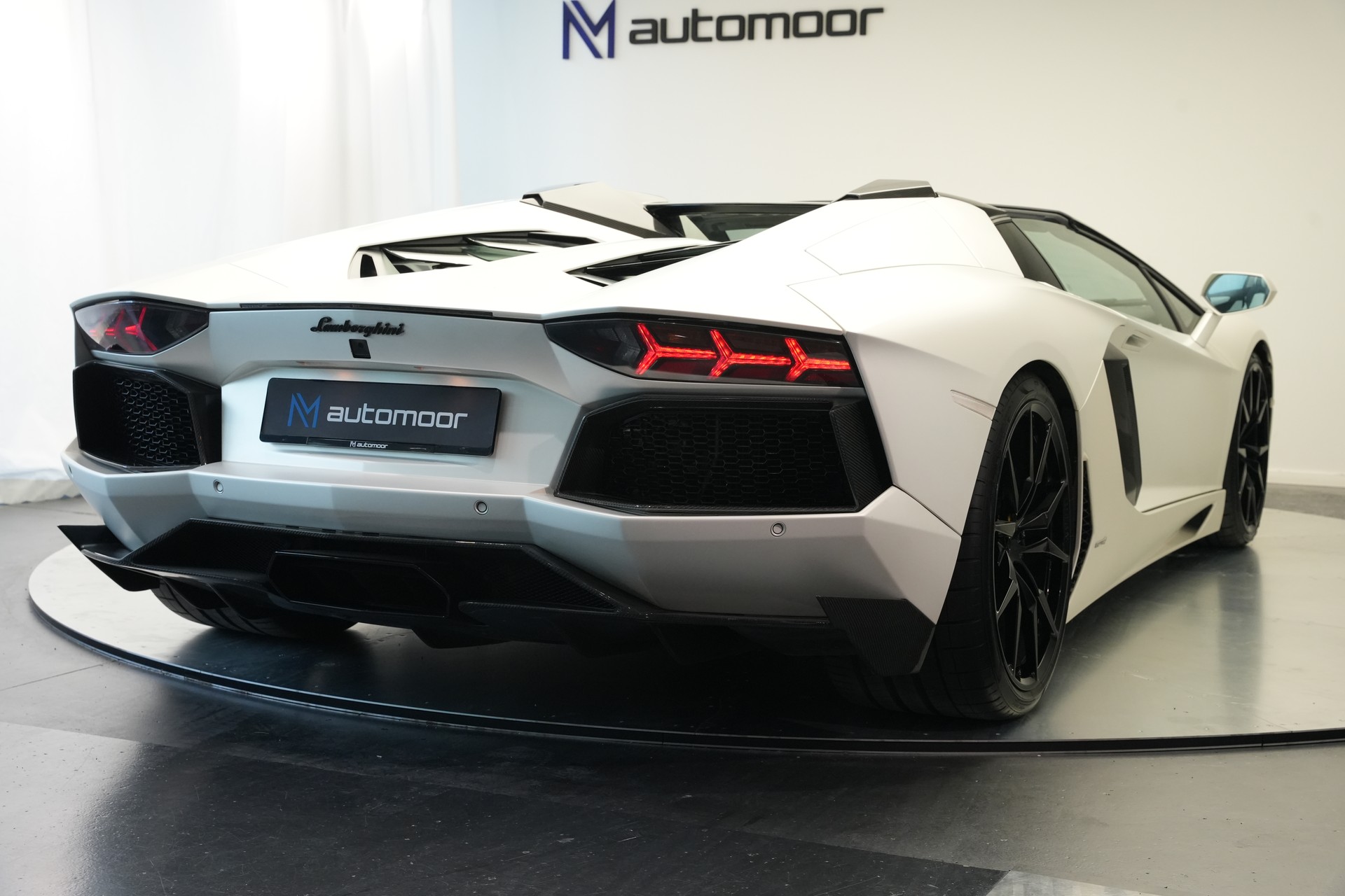 LAMBORGHINI Aventador LP700-4 Roadster E-Gear *SONDERPREIS!* *Unikat* *Novitec* *Mattlackierung*-image-27