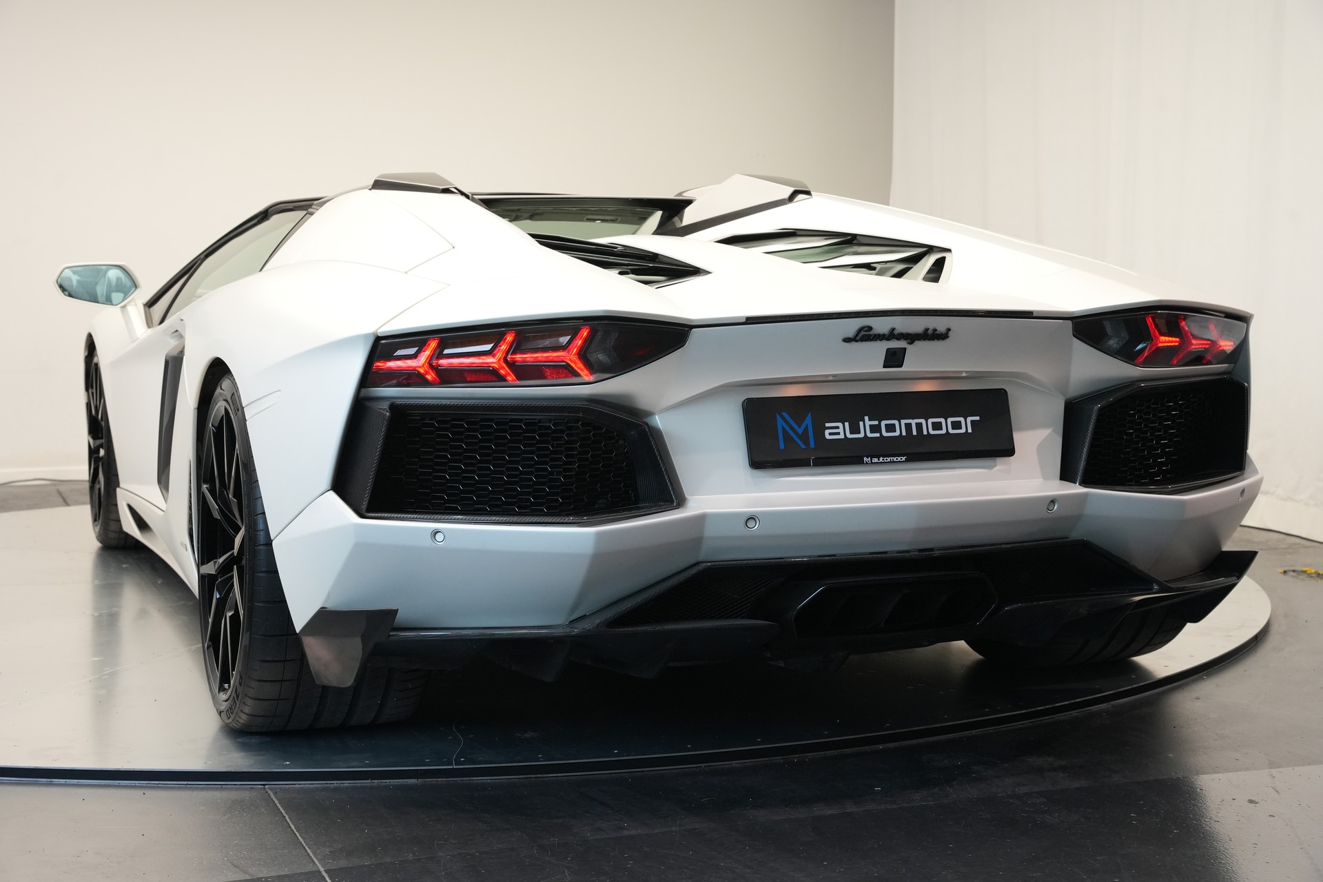 LAMBORGHINI Aventador LP700-4 Roadster E-Gear *SONDERPREIS!* *Unikat* *Novitec* *Mattlackierung*-image-26