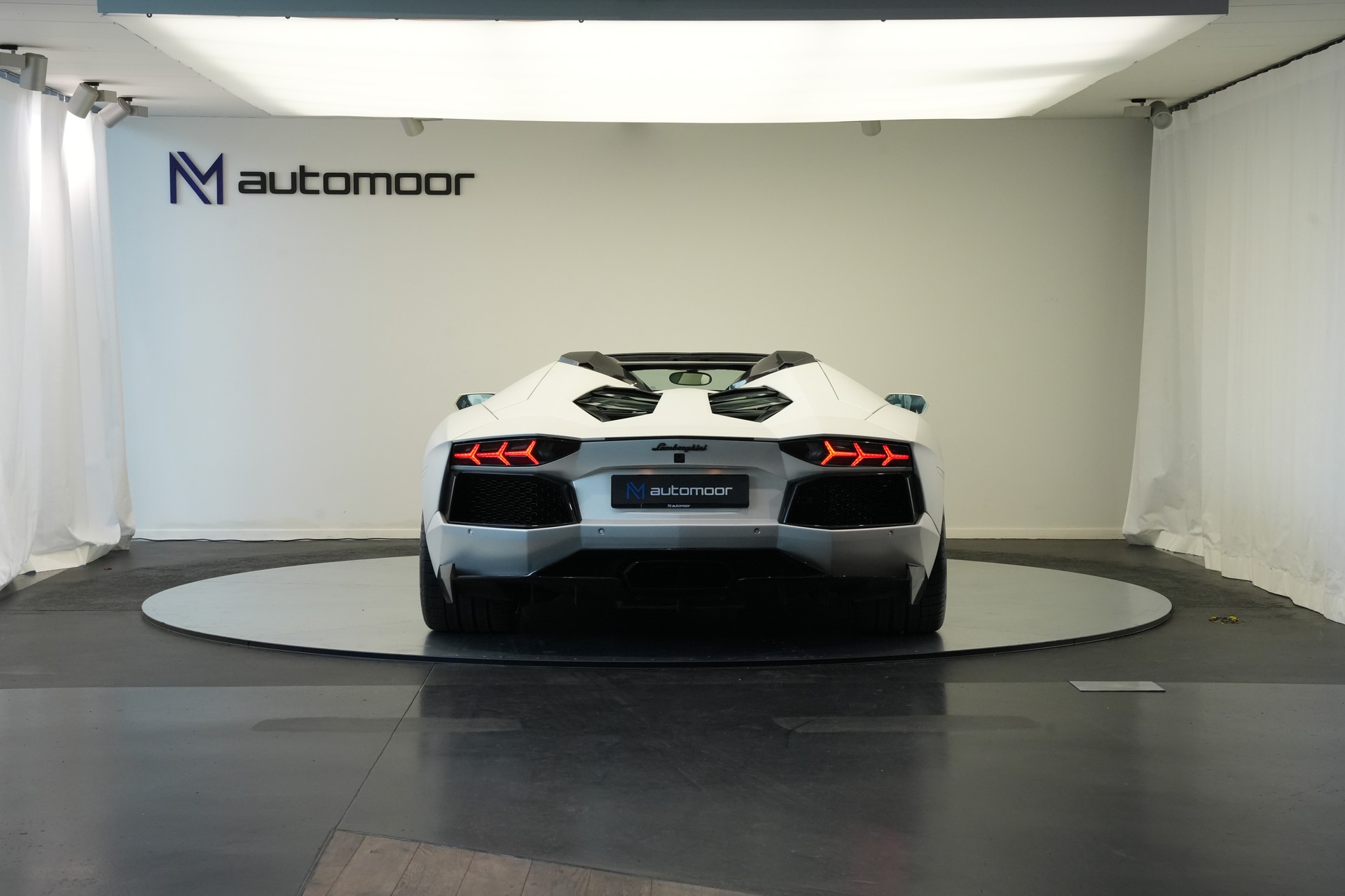 LAMBORGHINI Aventador LP700-4 Roadster E-Gear *SONDERPREIS!* *Unikat* *Novitec* *Mattlackierung*-image-5