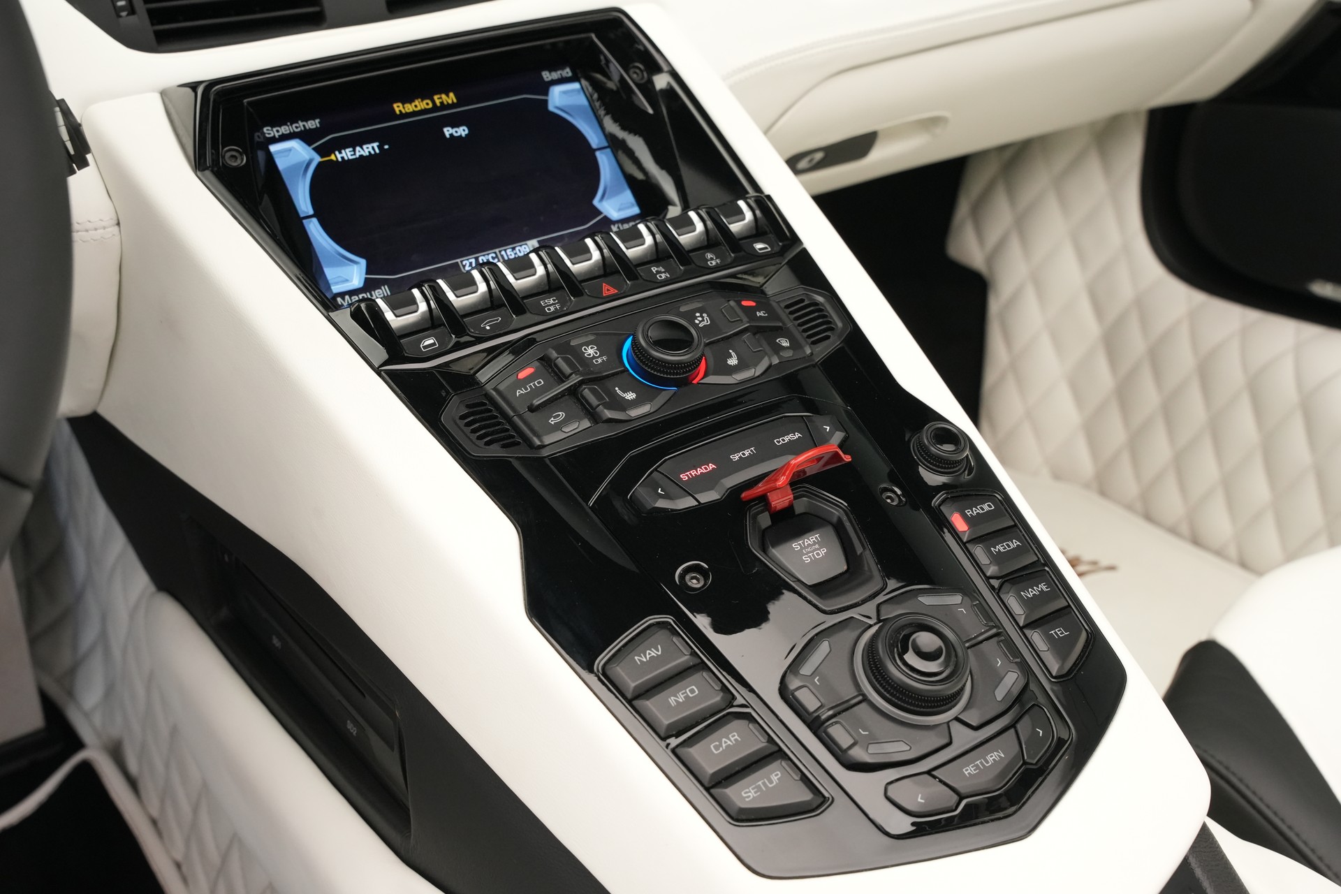 LAMBORGHINI Aventador LP700-4 Roadster E-Gear *SONDERPREIS!* *Unikat* *Novitec* *Mattlackierung*-image-24