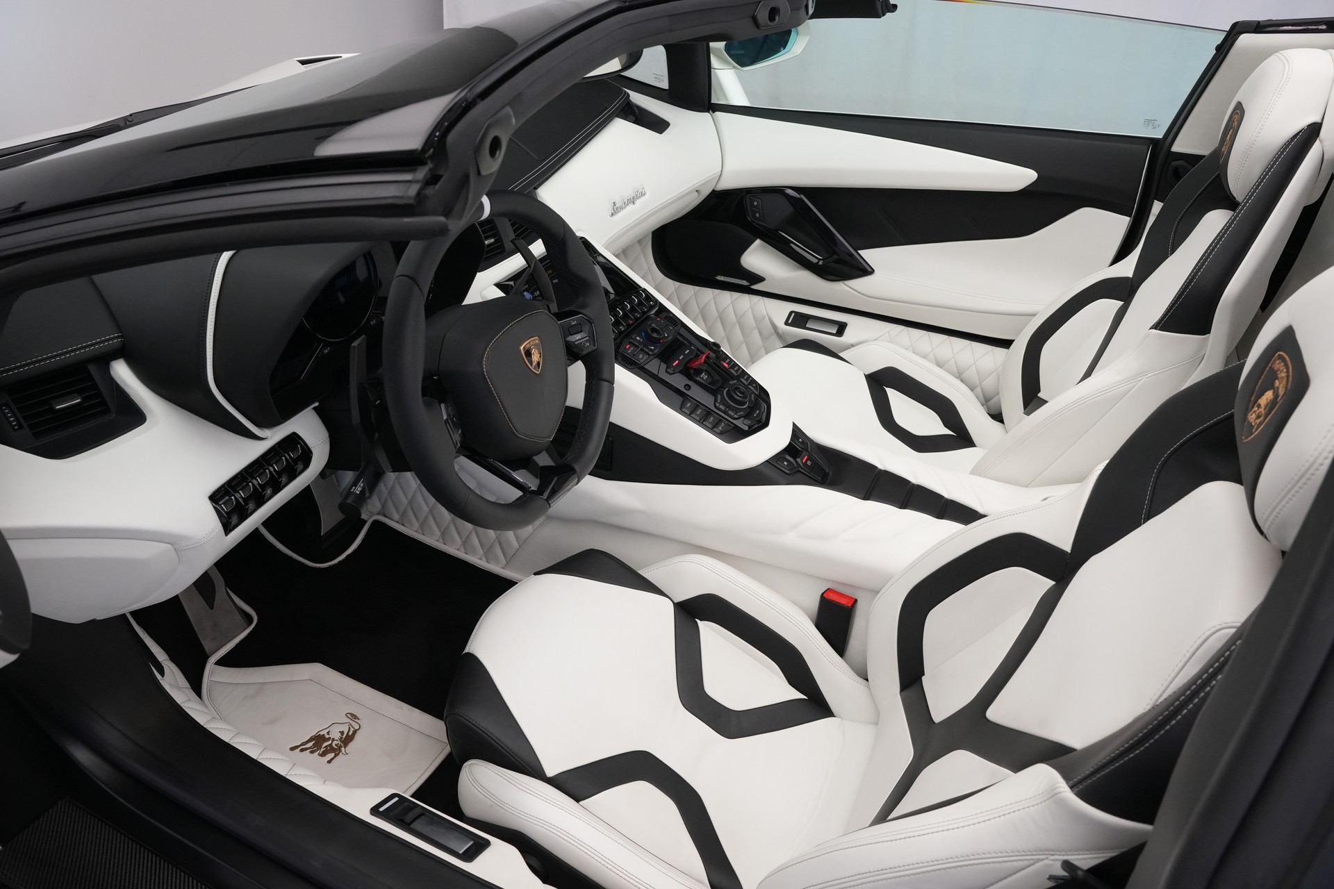 LAMBORGHINI Aventador LP700-4 Roadster E-Gear *SONDERPREIS!* *Unikat* *Novitec* *Mattlackierung*-image-11