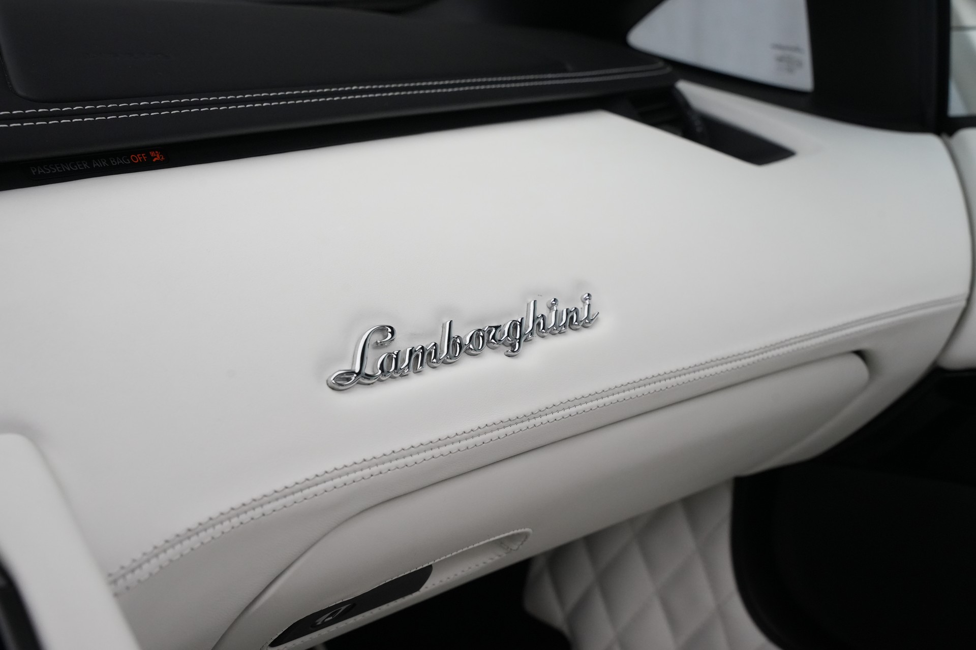 LAMBORGHINI Aventador LP700-4 Roadster E-Gear *SONDERPREIS!* *Unikat* *Novitec* *Mattlackierung*-image-18