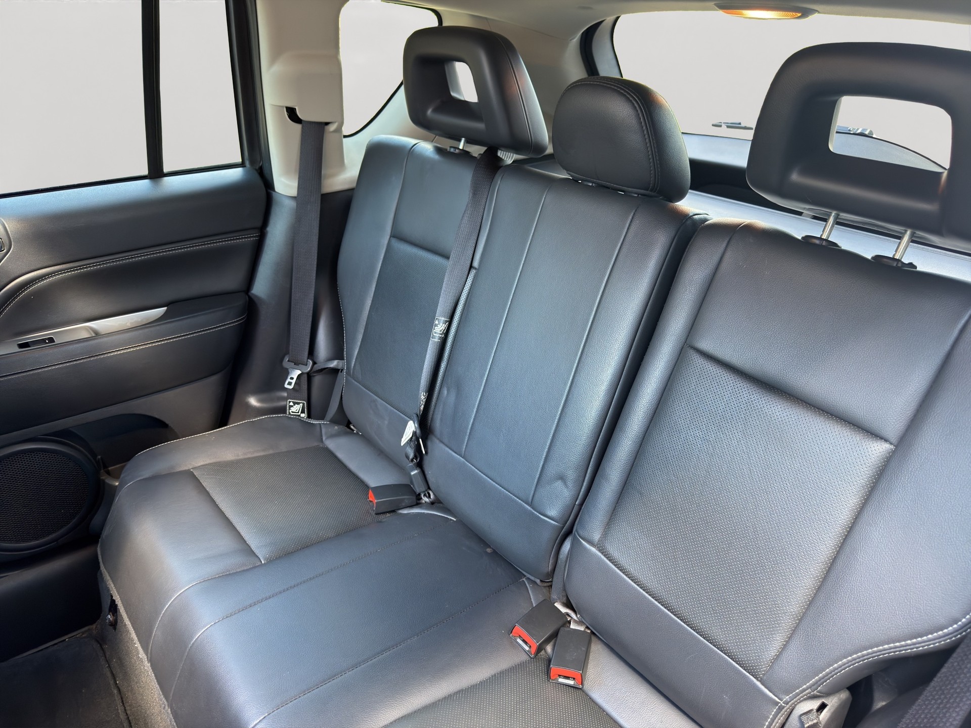 JEEP Compass 2.2 CRD Limited-image-3