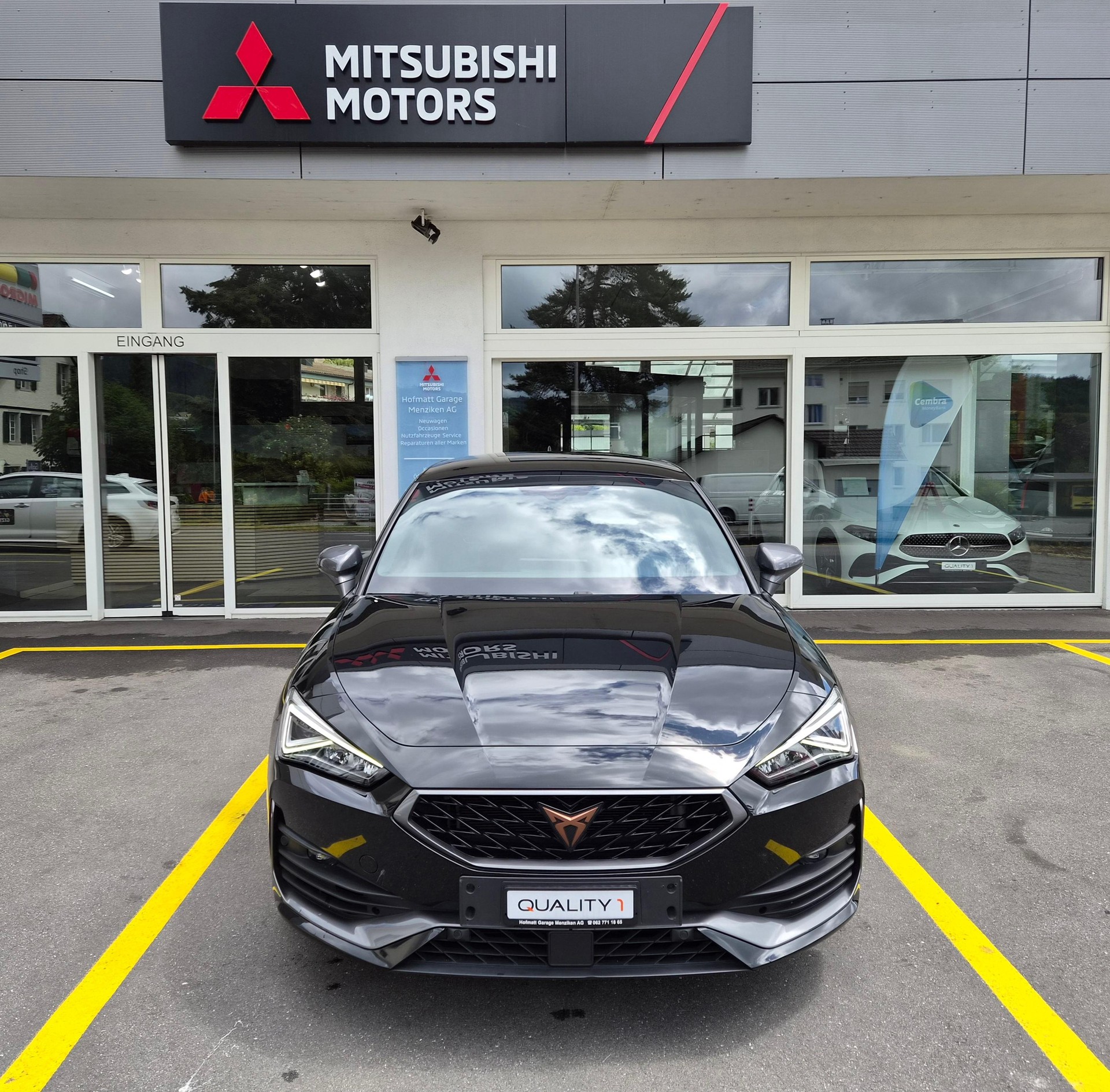 CUPRA Leon 2.0 TSI 300 DSG-image-0
