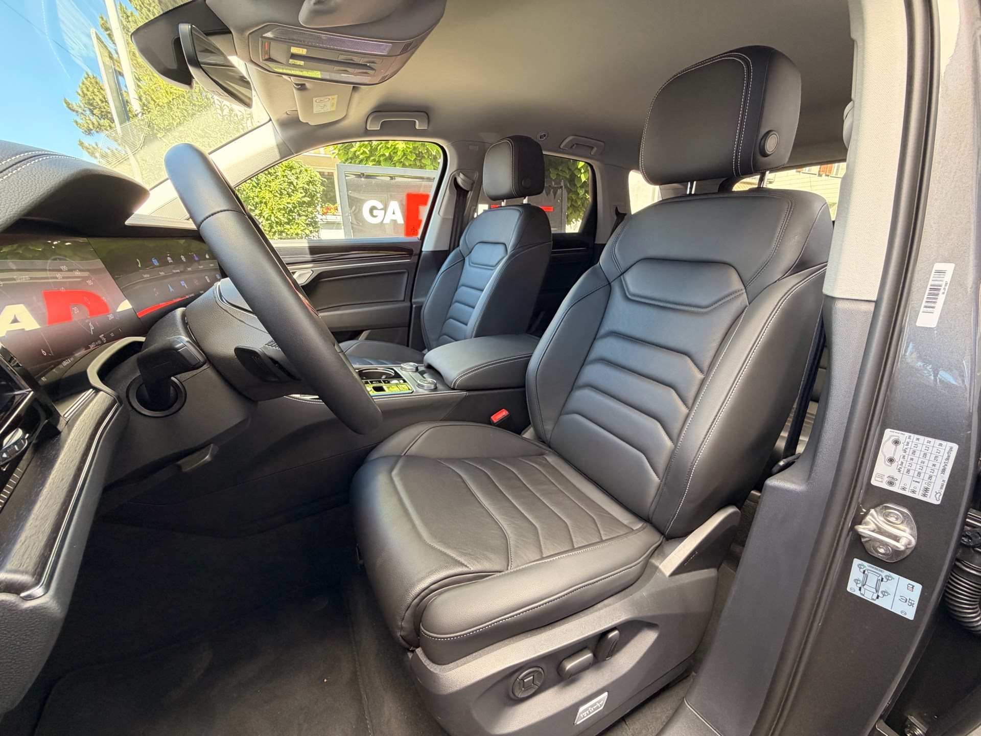 VW Touareg 3.0 TDI 231PS 4MOTION ***INNOVISIONS COCKPIT & ANHÄNGEKUPPLUNG ***-image-7