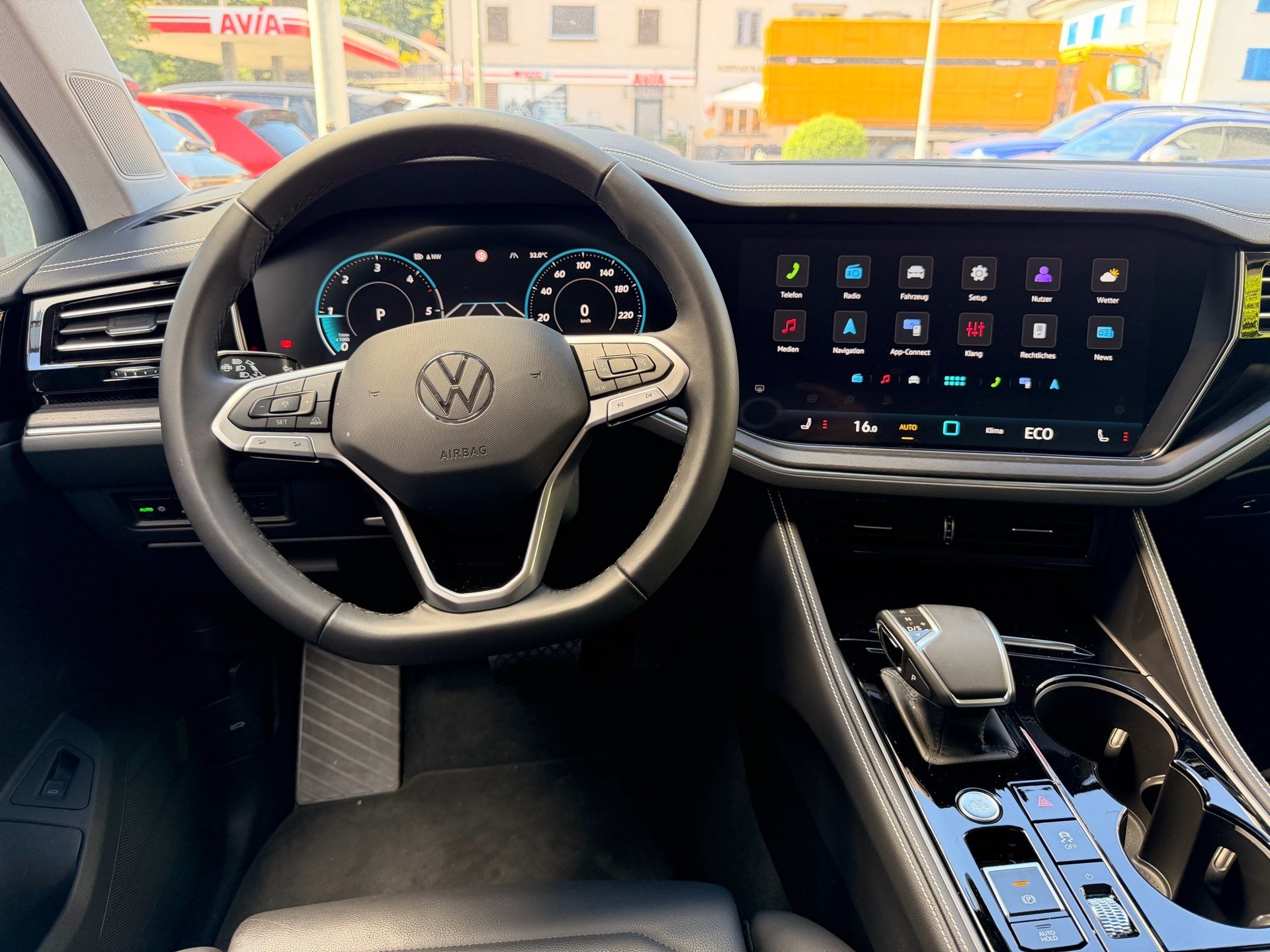 VW Touareg 3.0 TDI 231PS 4MOTION ***INNOVISIONS COCKPIT & ANHÄNGEKUPPLUNG ***-image-8