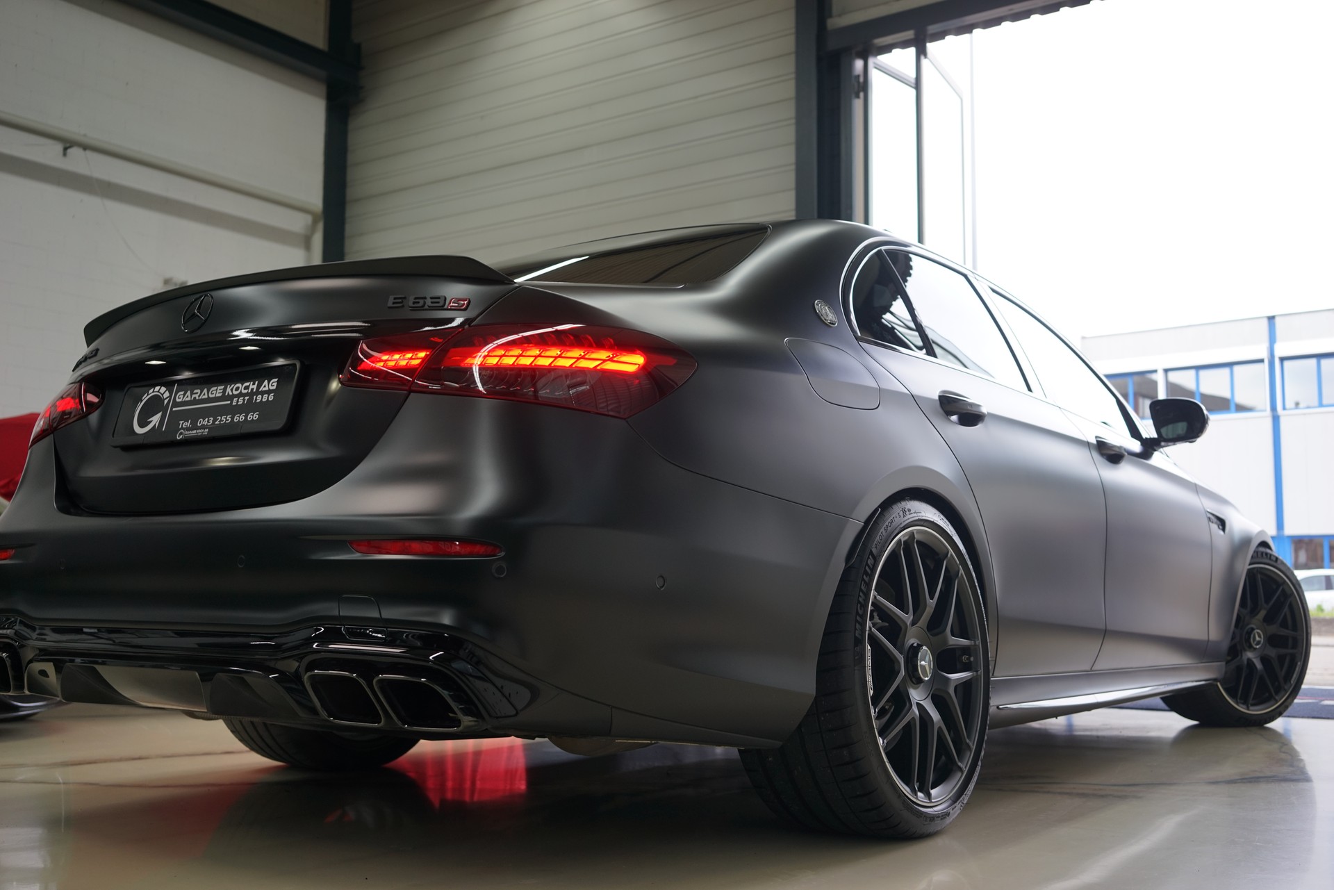 MERCEDES-BENZ AMG E 63 S 4Matic+ Speedshift 9G-TCT-image-10