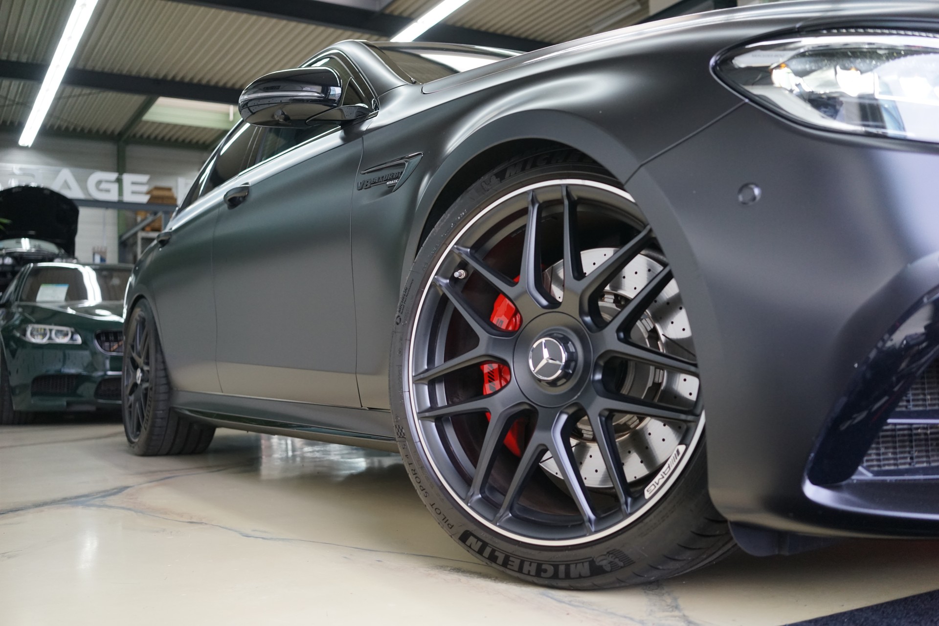 MERCEDES-BENZ AMG E 63 S 4Matic+ Speedshift 9G-TCT-image-14