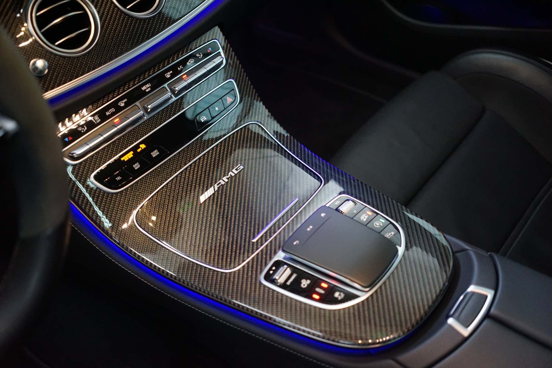 MERCEDES-BENZ AMG E 63 S 4Matic+ Speedshift 9G-TCT-image-19