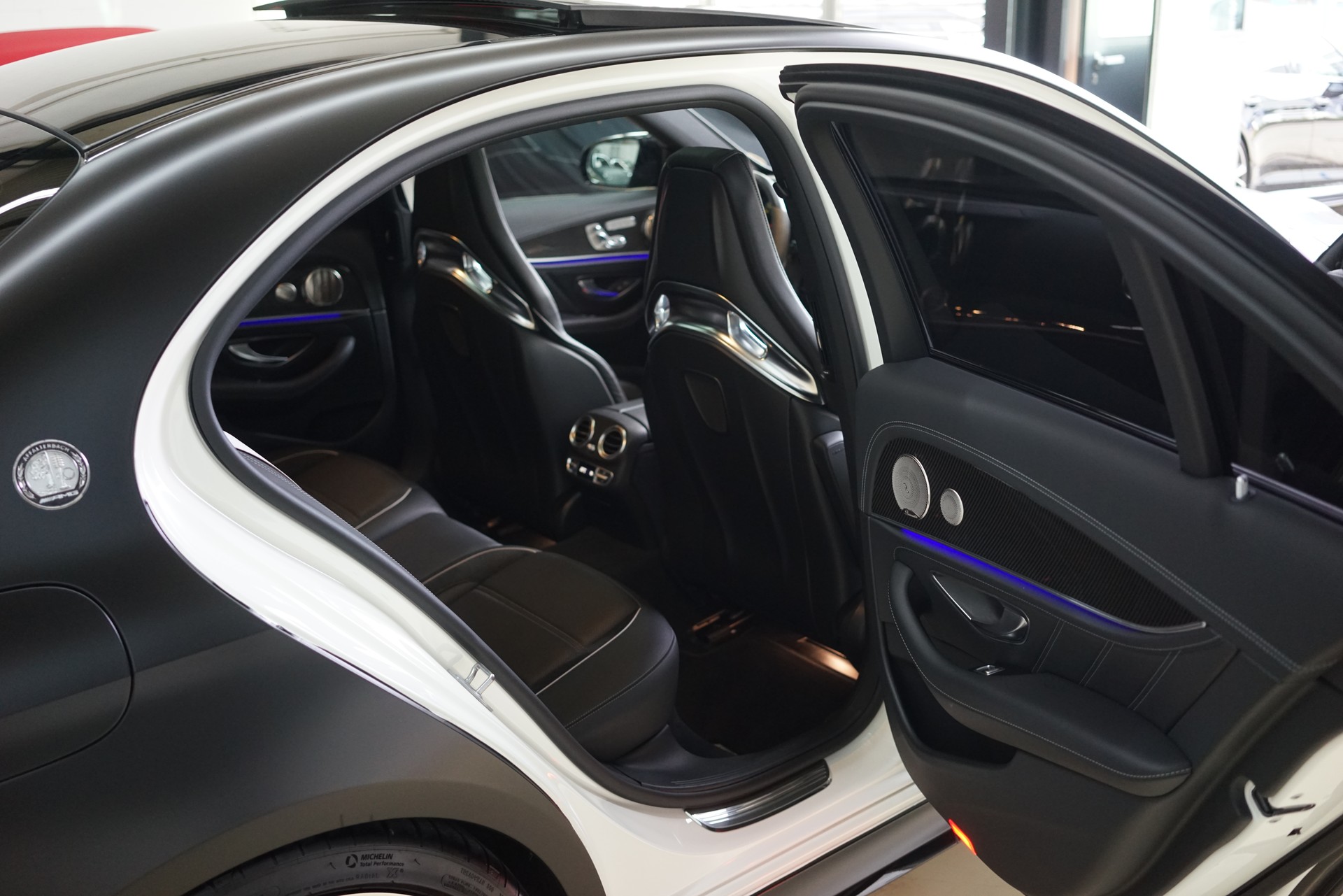 MERCEDES-BENZ AMG E 63 S 4Matic+ Speedshift 9G-TCT-image-30