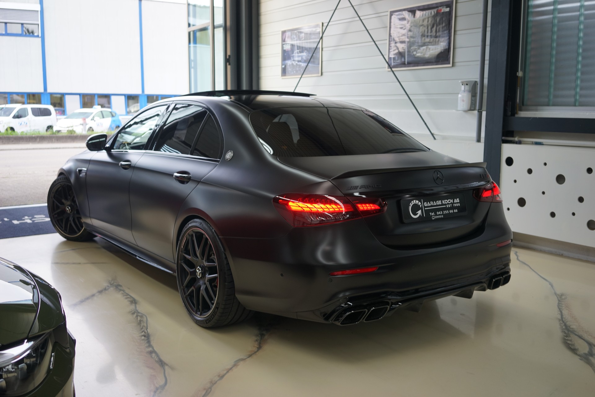 MERCEDES-BENZ AMG E 63 S 4Matic+ Speedshift 9G-TCT-image-4