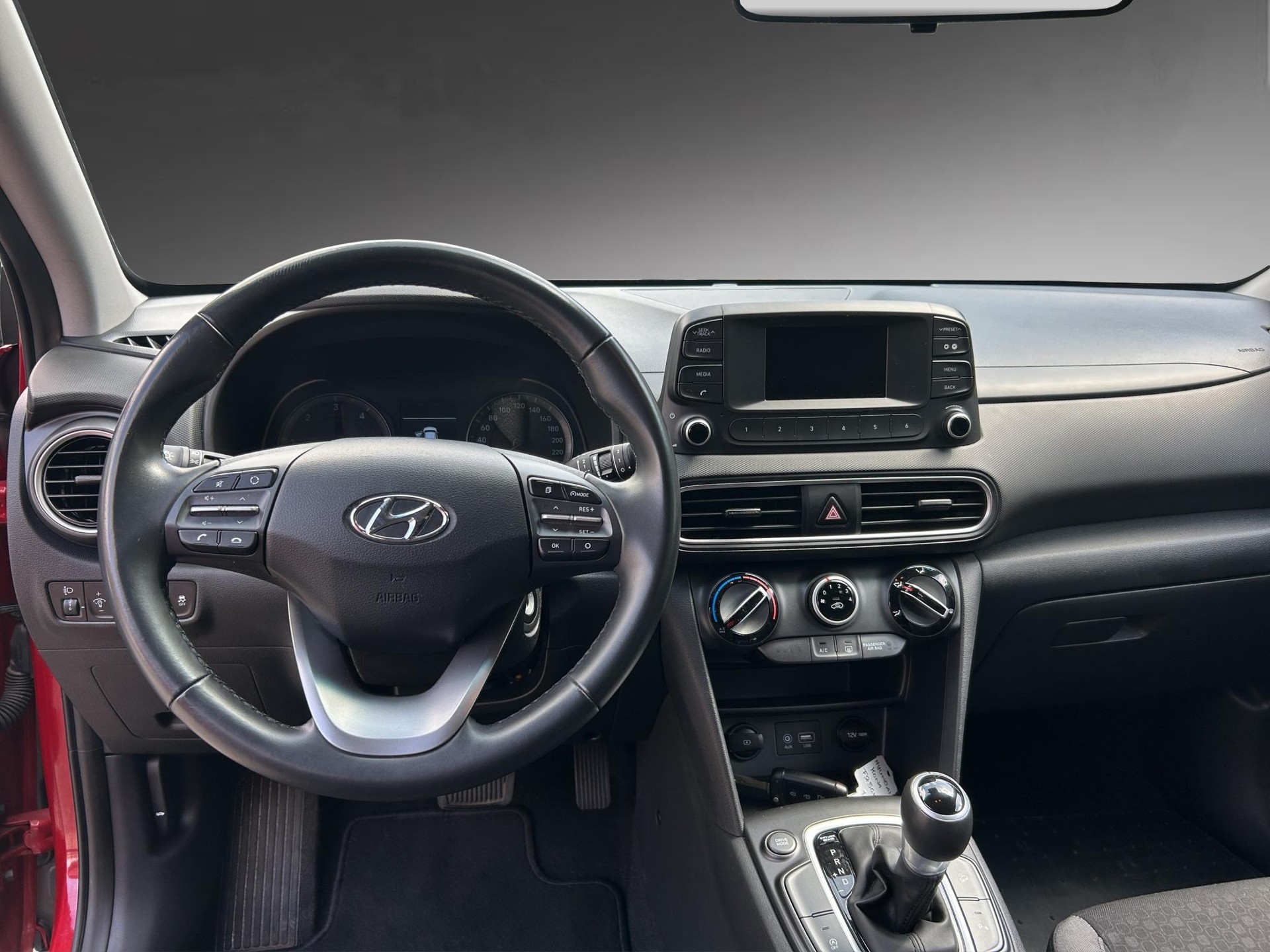 HYUNDAI Kona 1.6 CRDi Amplia 4WD-image-10