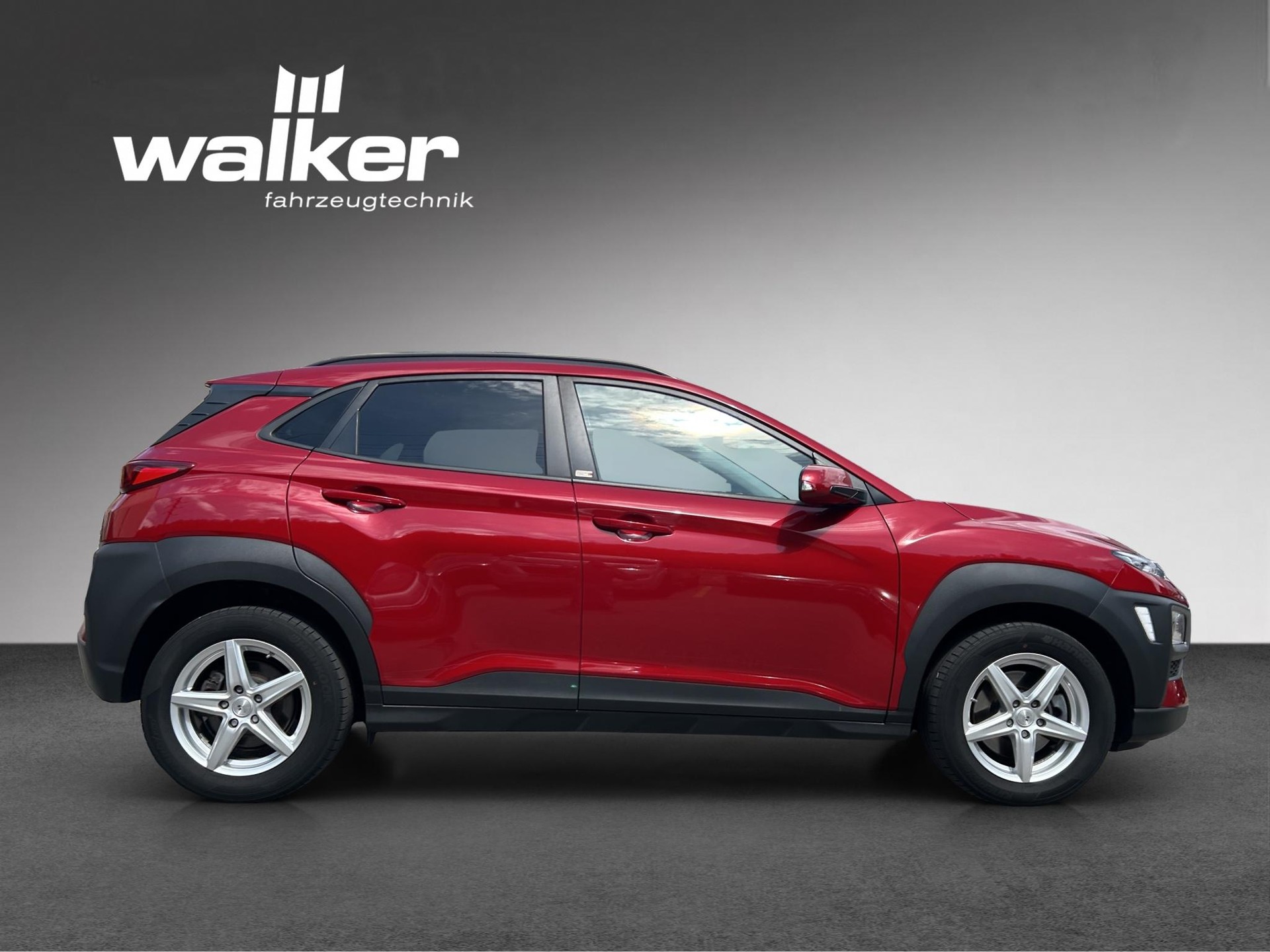 HYUNDAI Kona 1.6 CRDi Amplia 4WD-image-6