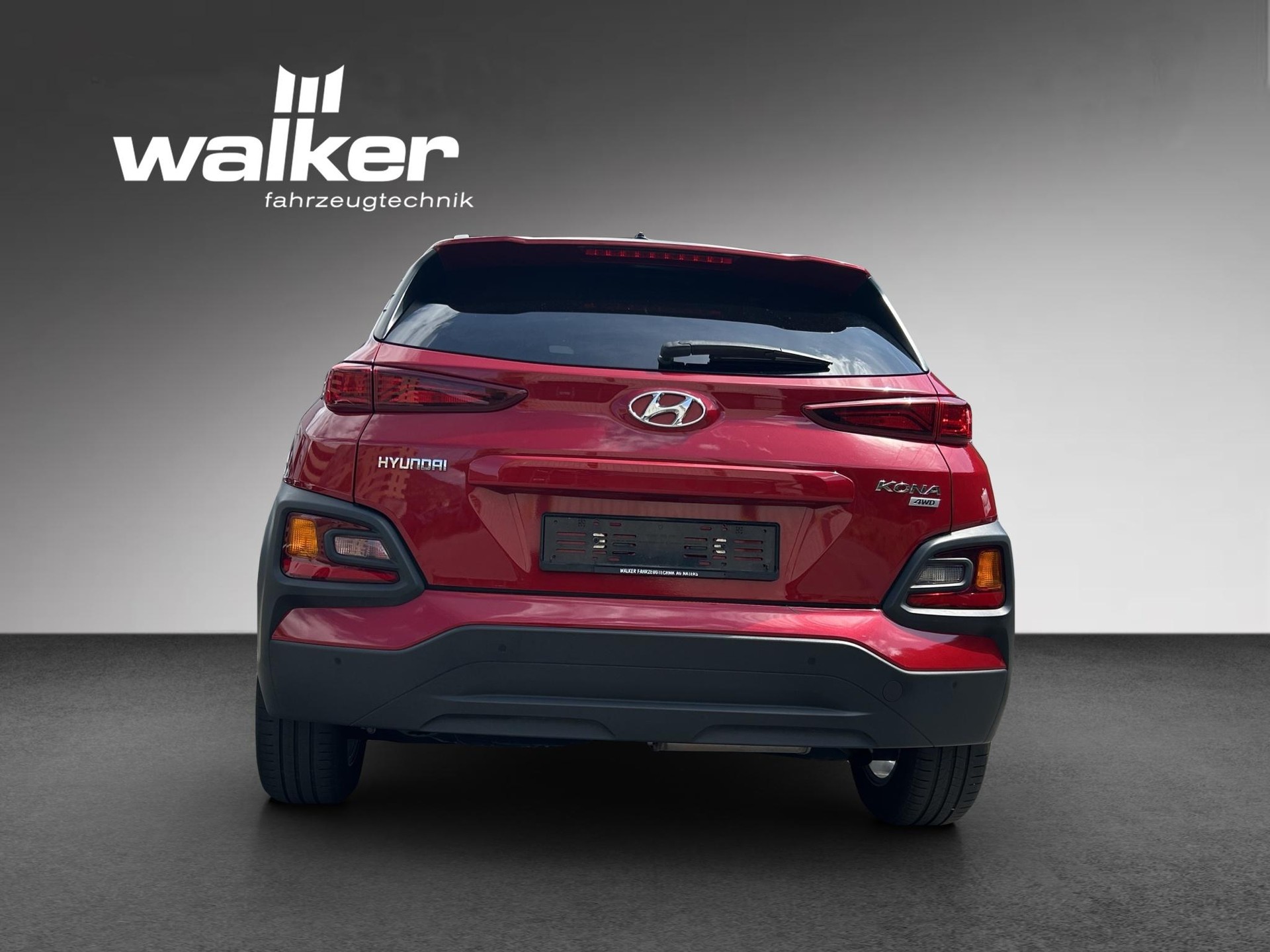 HYUNDAI Kona 1.6 CRDi Amplia 4WD-image-4