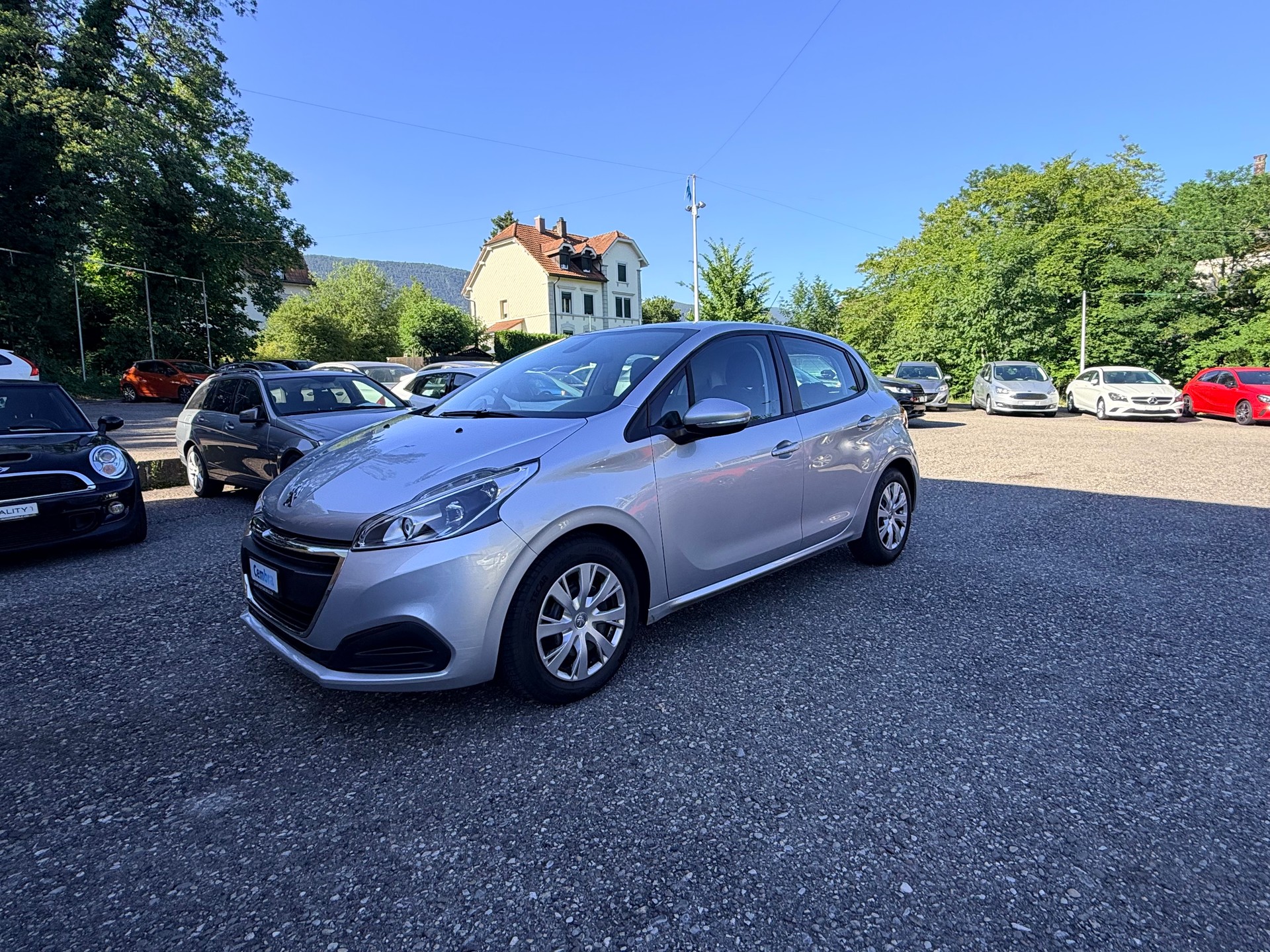 PEUGEOT 208 1.6 BlueHDi Active-image-5