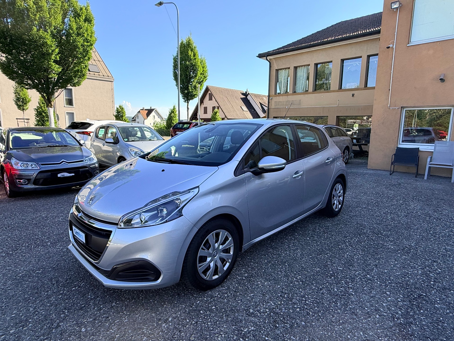 PEUGEOT 208 1.6 BlueHDi Active-image-20