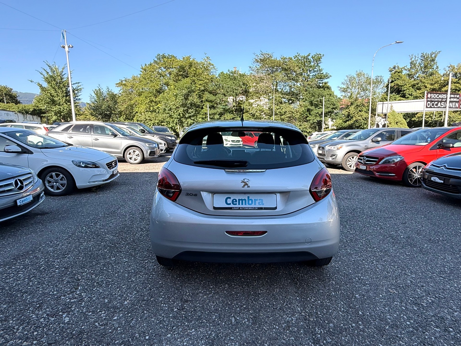 PEUGEOT 208 1.6 BlueHDi Active-image-14