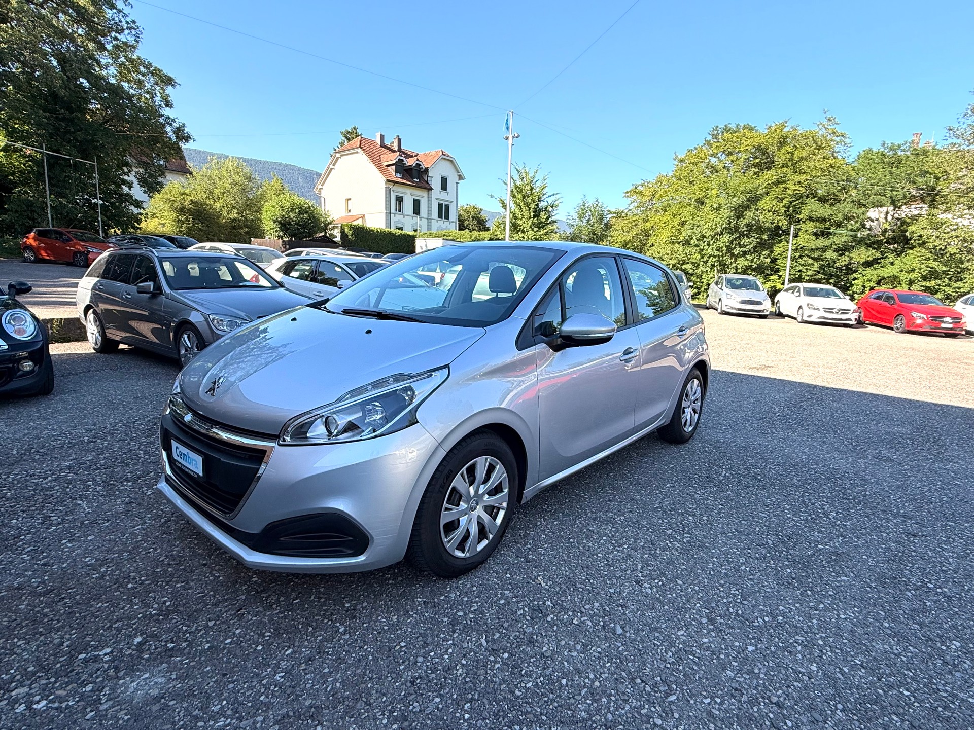 PEUGEOT 208 1.6 BlueHDi Active-image-0