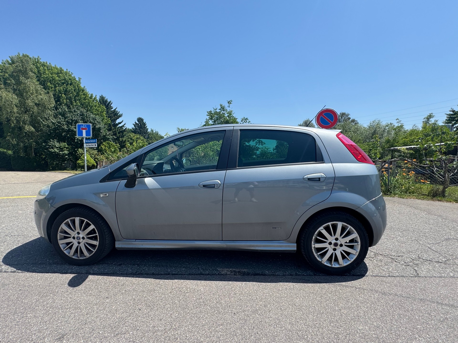 FIAT Punto 1.4 16V Freestyle-image-3