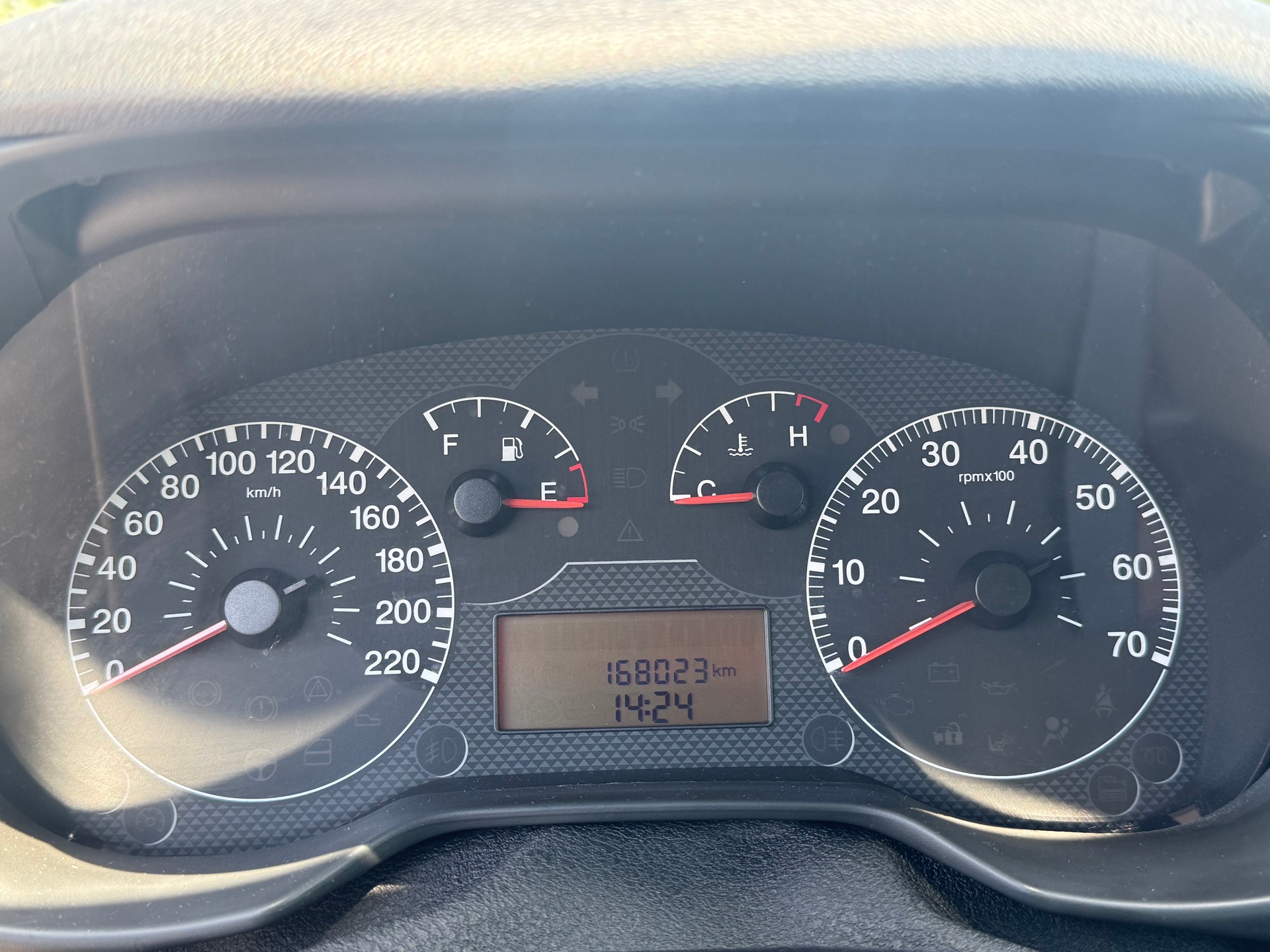 FIAT Punto 1.4 16V Freestyle-image-12
