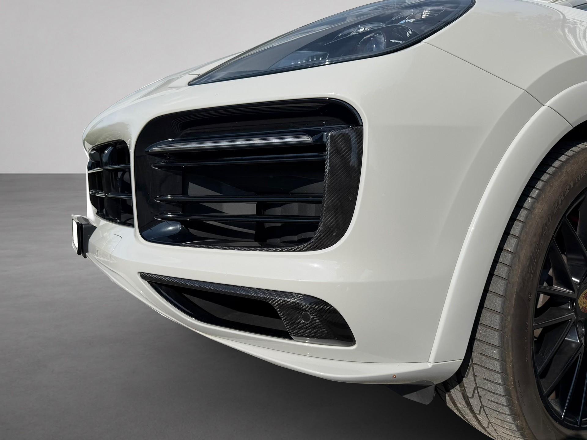 PORSCHE Cayenne GTS-image-5